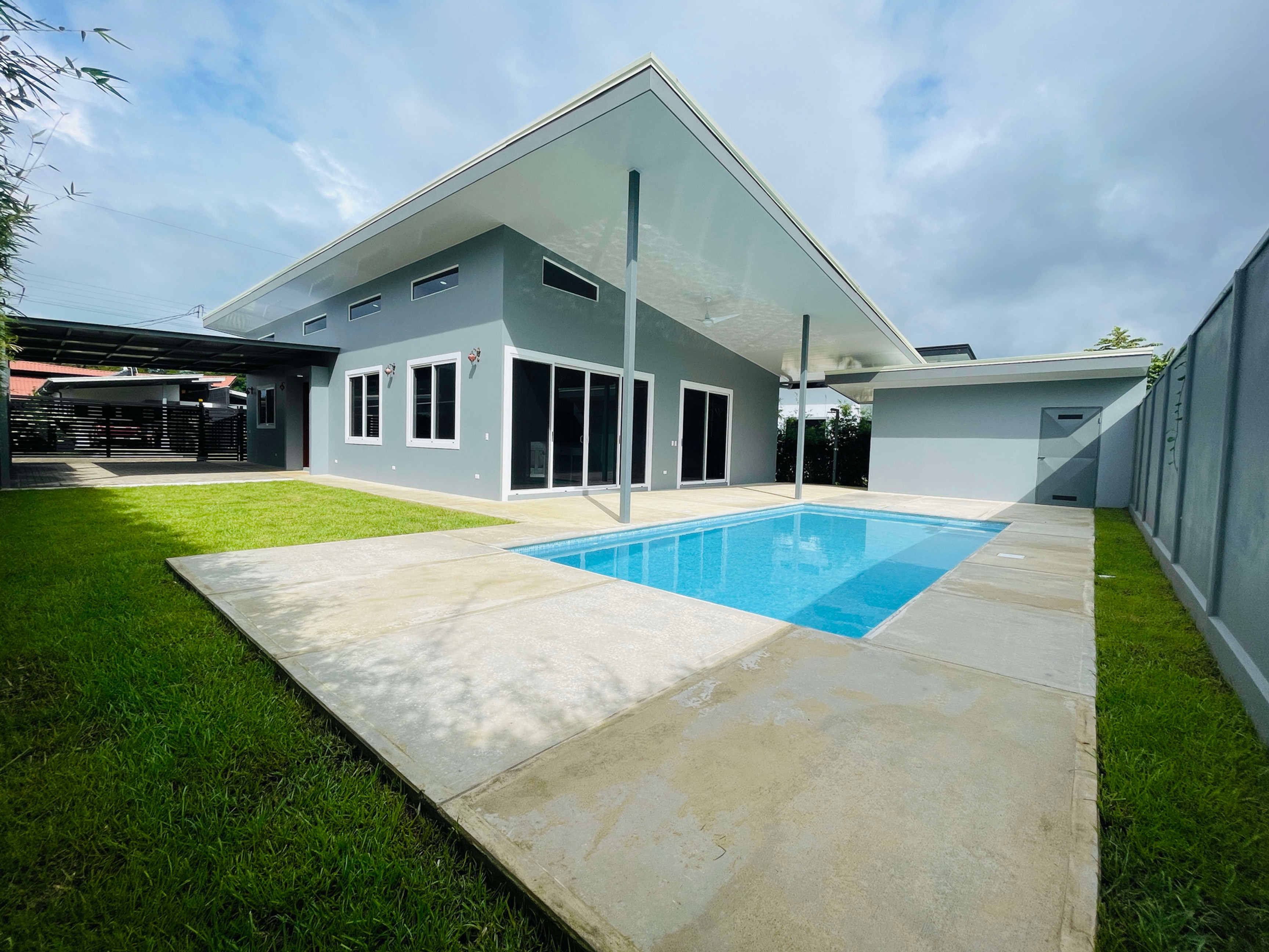 Gated Community Pool Home in Jardines Del Sol, Uvita in Uvita, Costa Rica