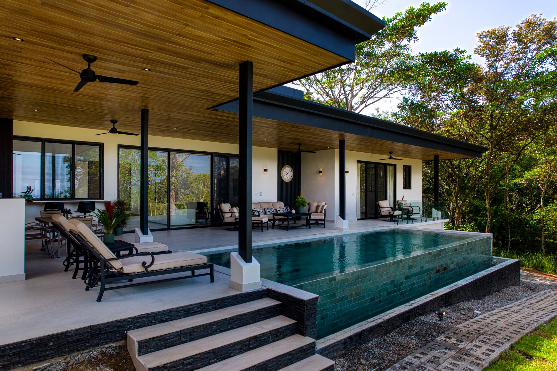 New Single-Story Home in a Gated Uvita Community property photo 5