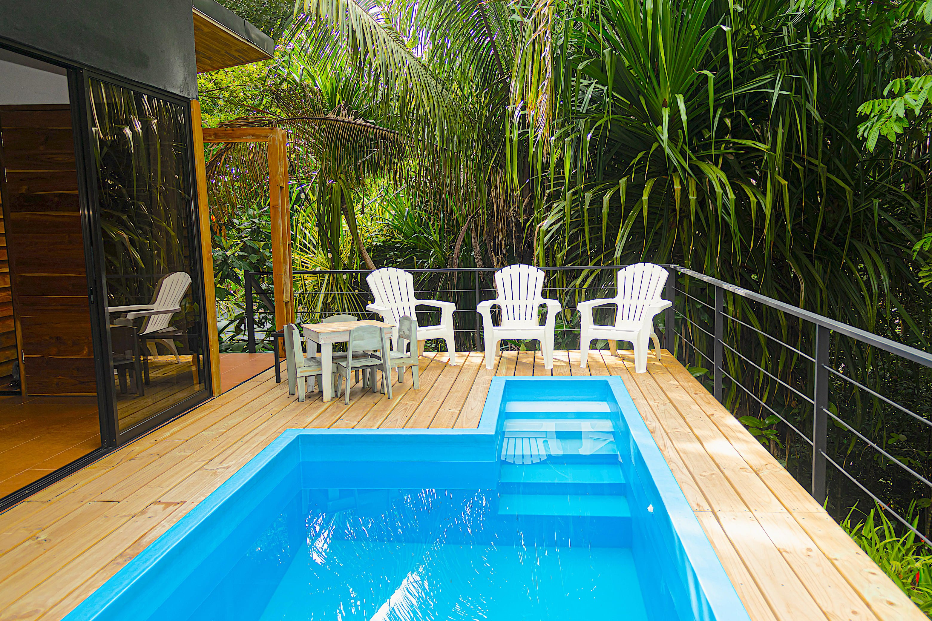 Income-Producing Estate in Manuel Antonio in Manuel Antonio, Costa Rica