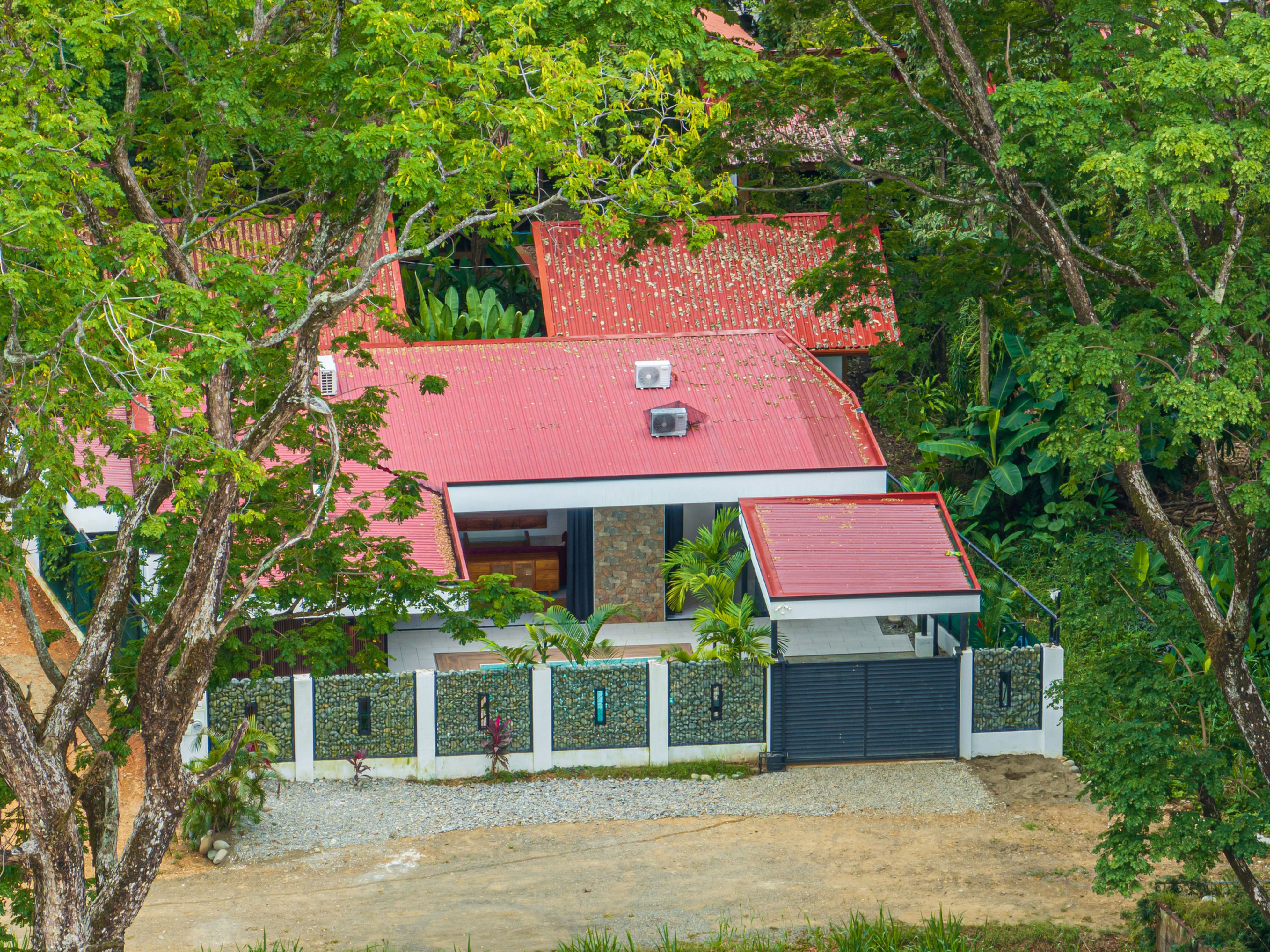 Turnkey 3-Bed Pool Home in Uvita | 3 Bed / 2 Bath