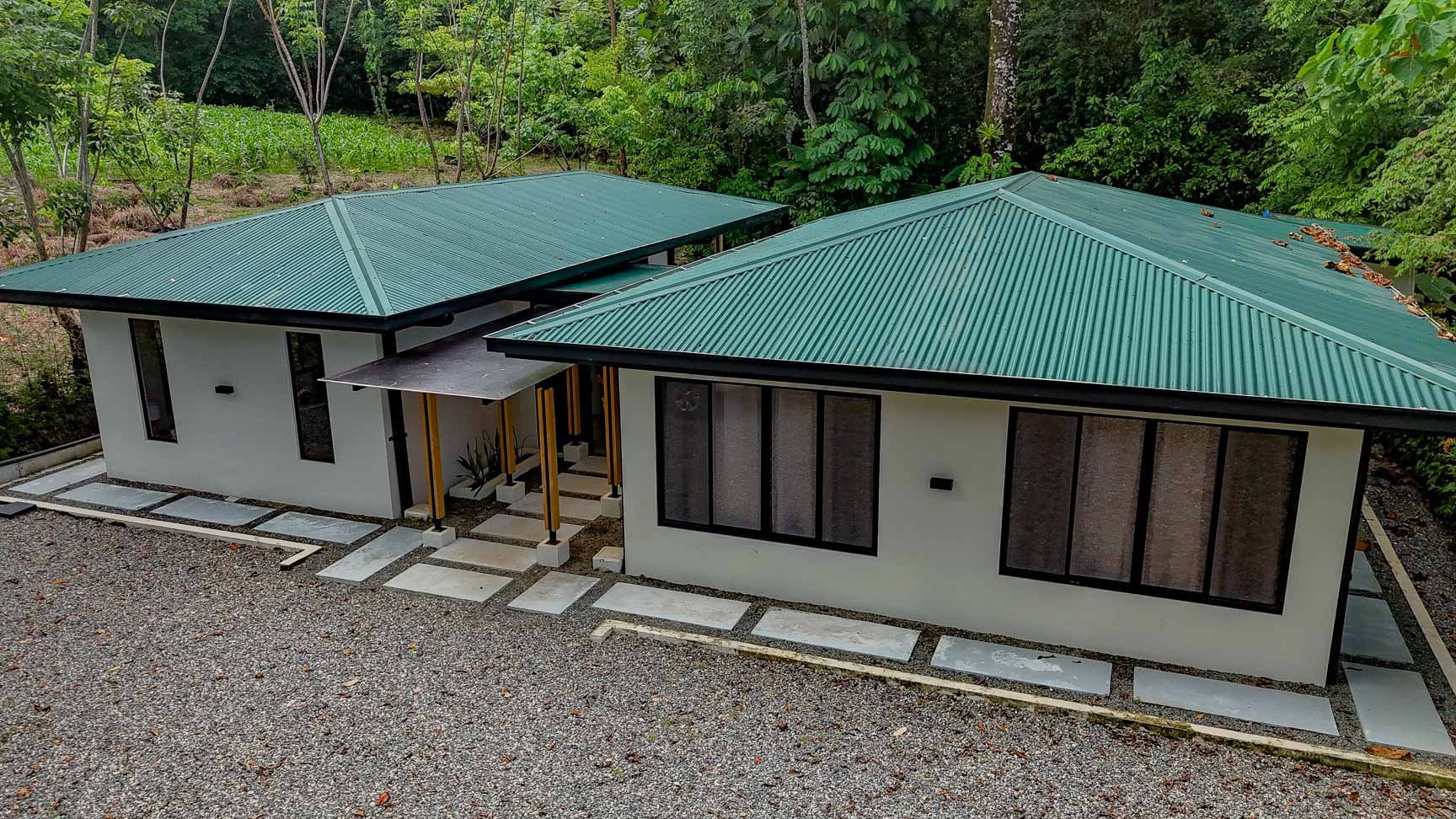 Rainforest Home on Calle Principal, Ojochal property photo