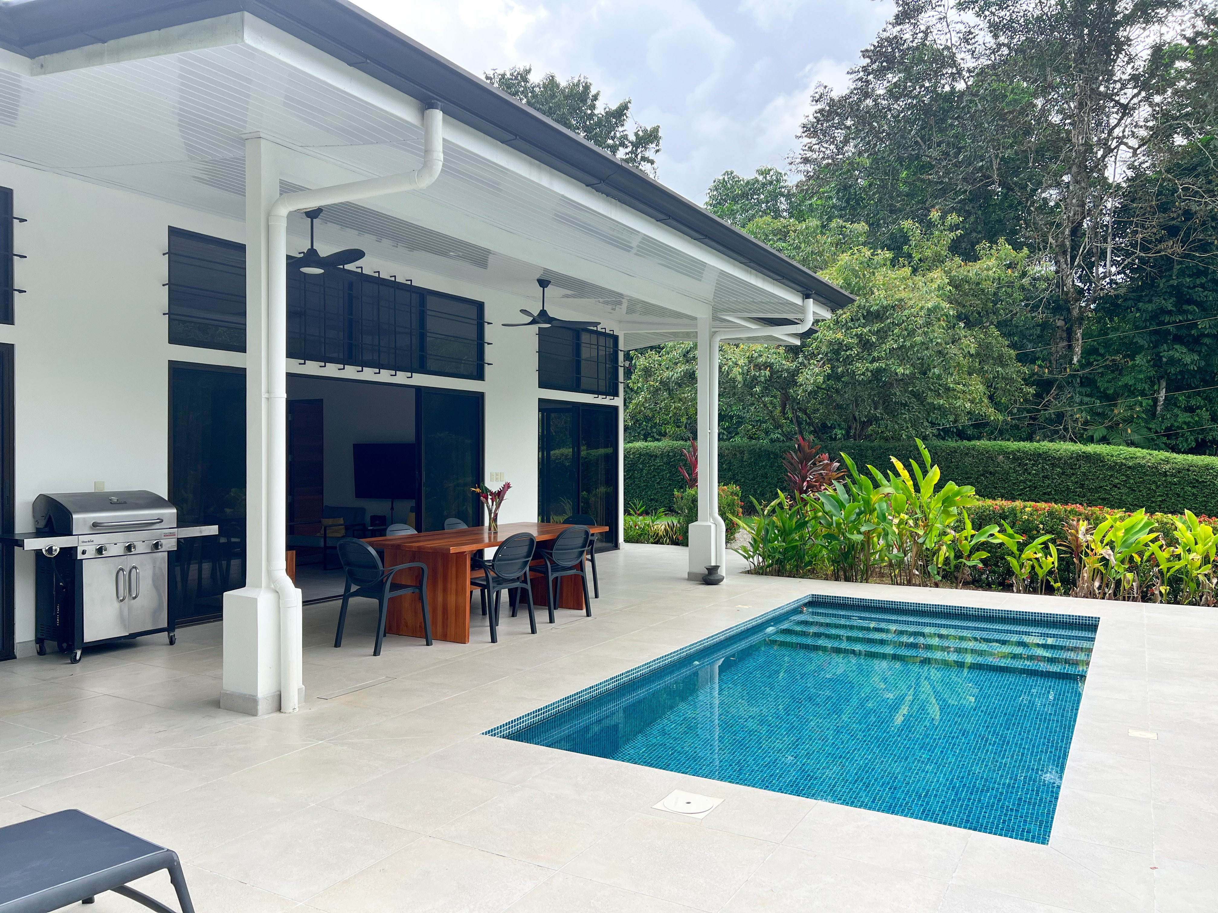 Modern Home (Casa Canto del Rio) in Ojochal property photo 5