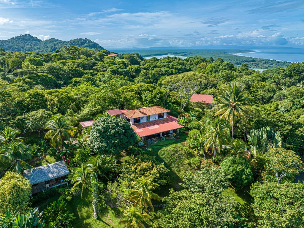 Luxury Home (Villa Tres Vistas) on Calle Perezoso, Ojochal property photo 3