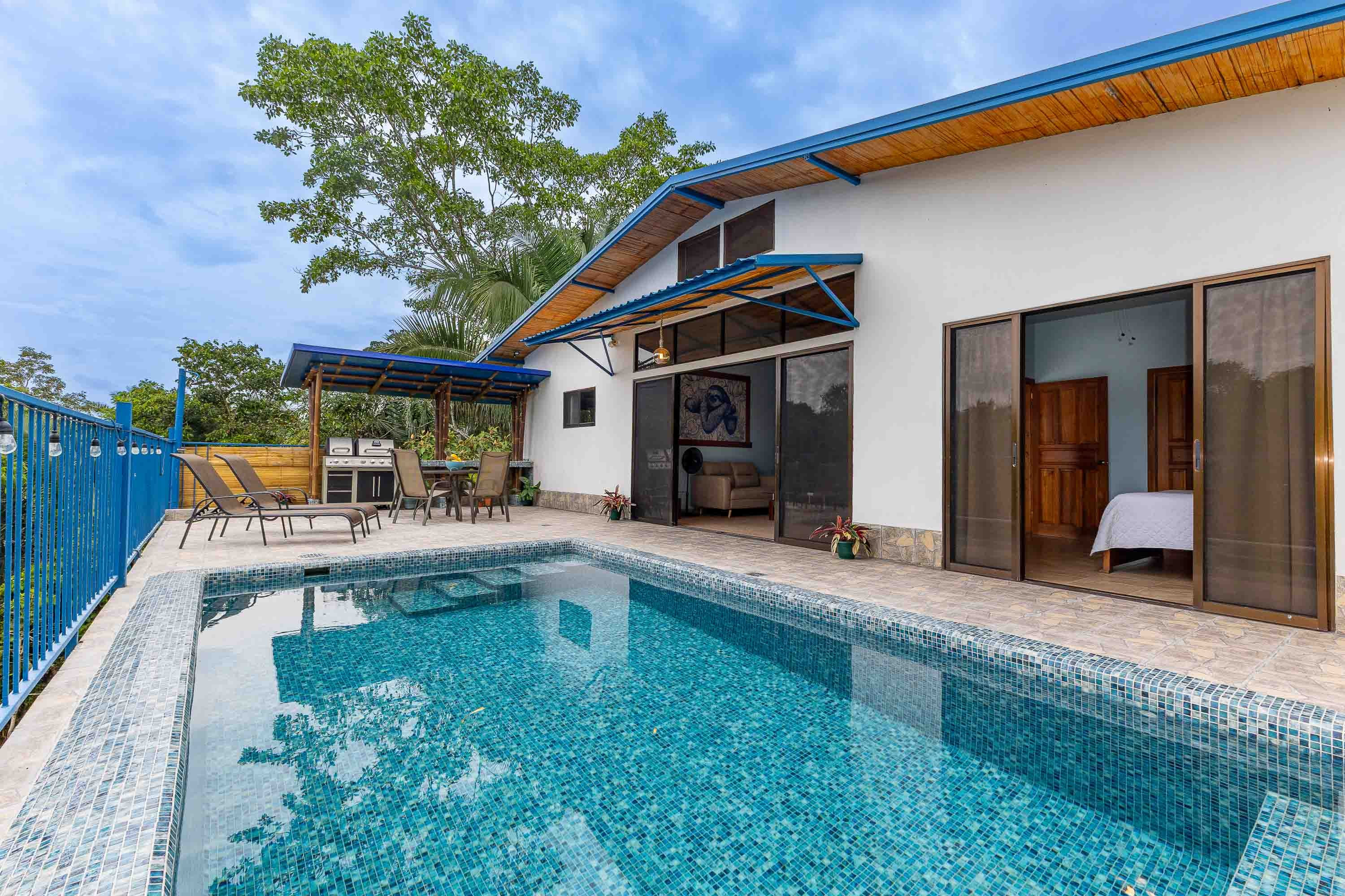 Luxury Villa “Buddha Belly” in Manuel Antonio property photo 3