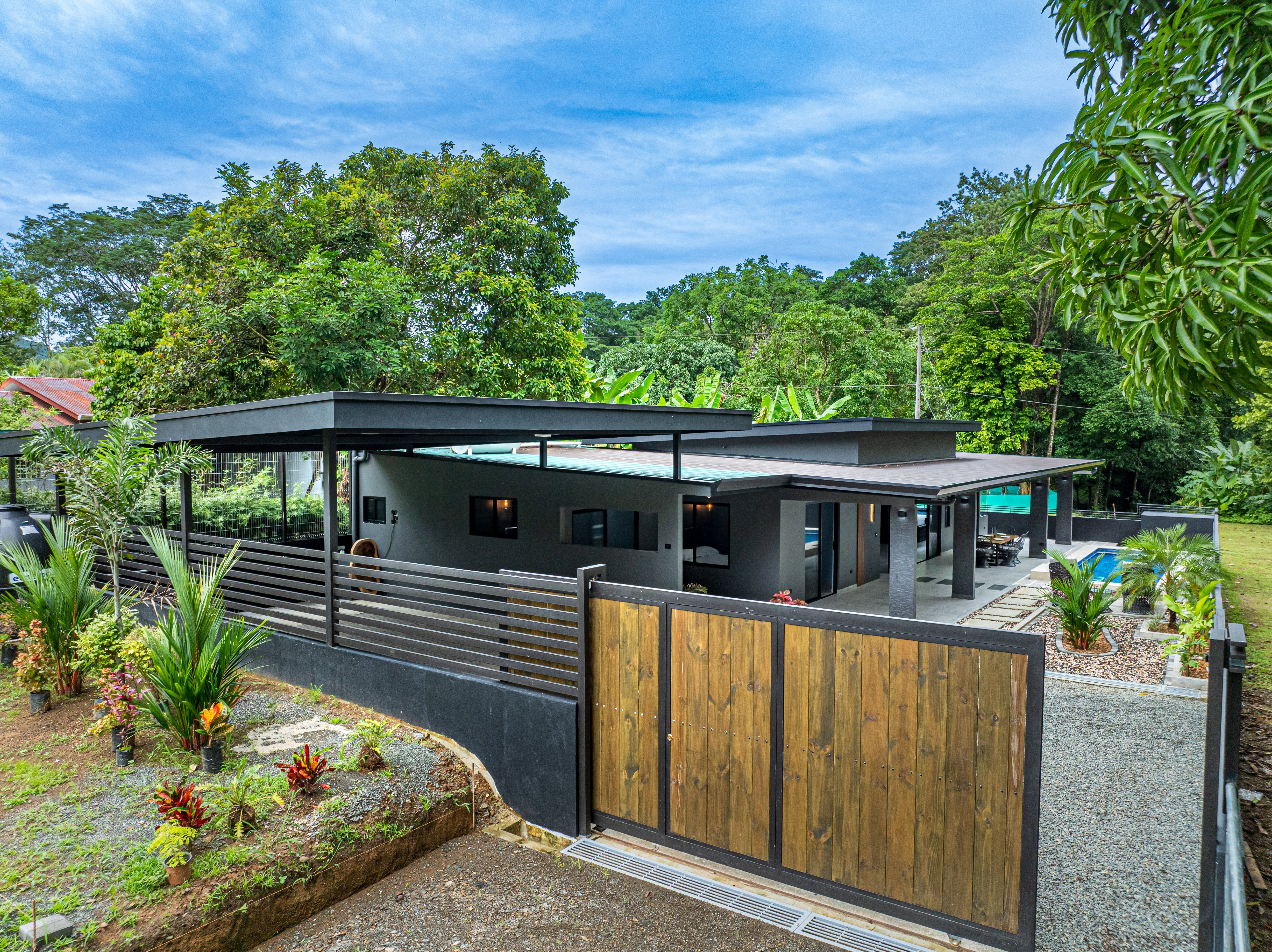 Brand New Home in Hatillo de Aguirre, Near Dominical property photo 2