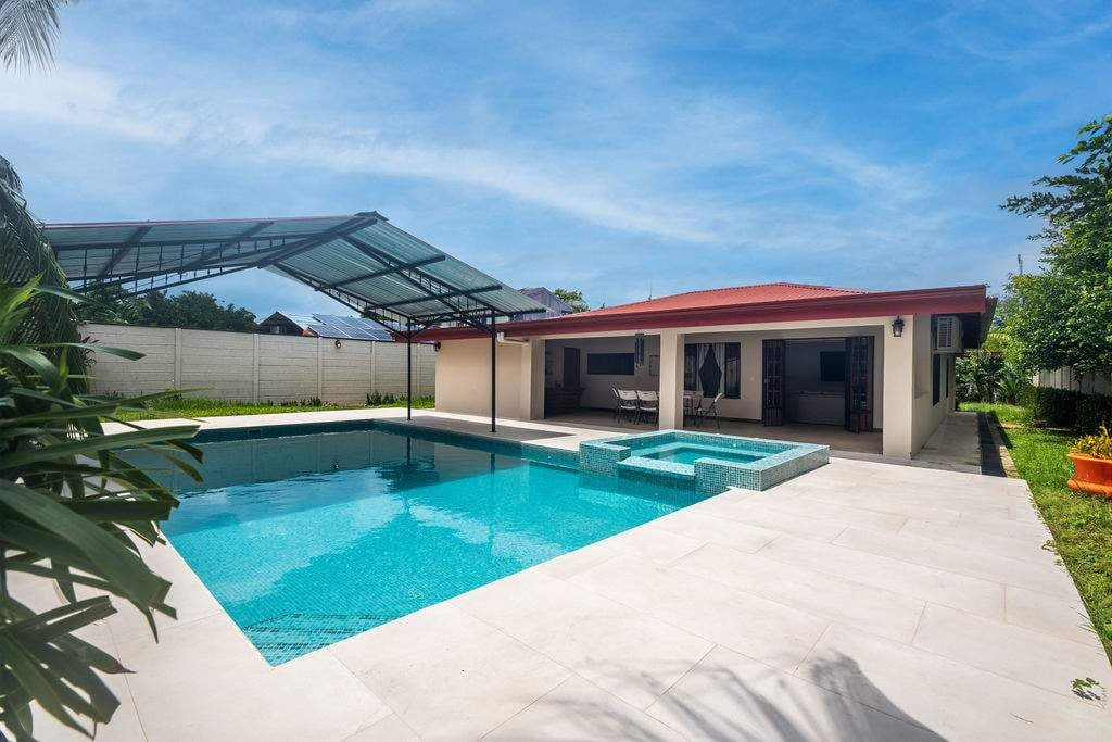 Family Home in Paquita, Quepos property photo 4