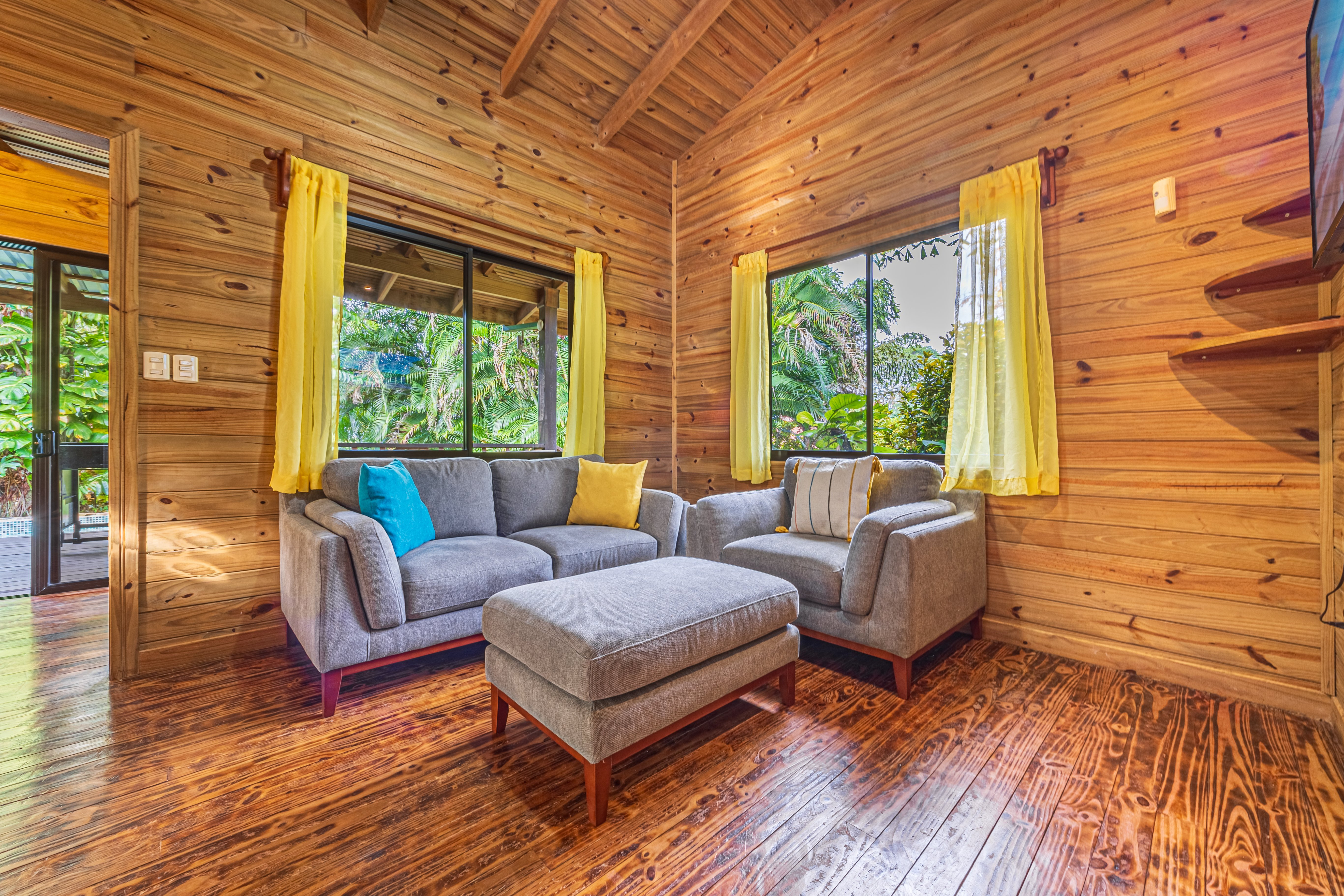 Tropical Home (Casa Carambola) in Hatillo, Near Dominical property photo 2