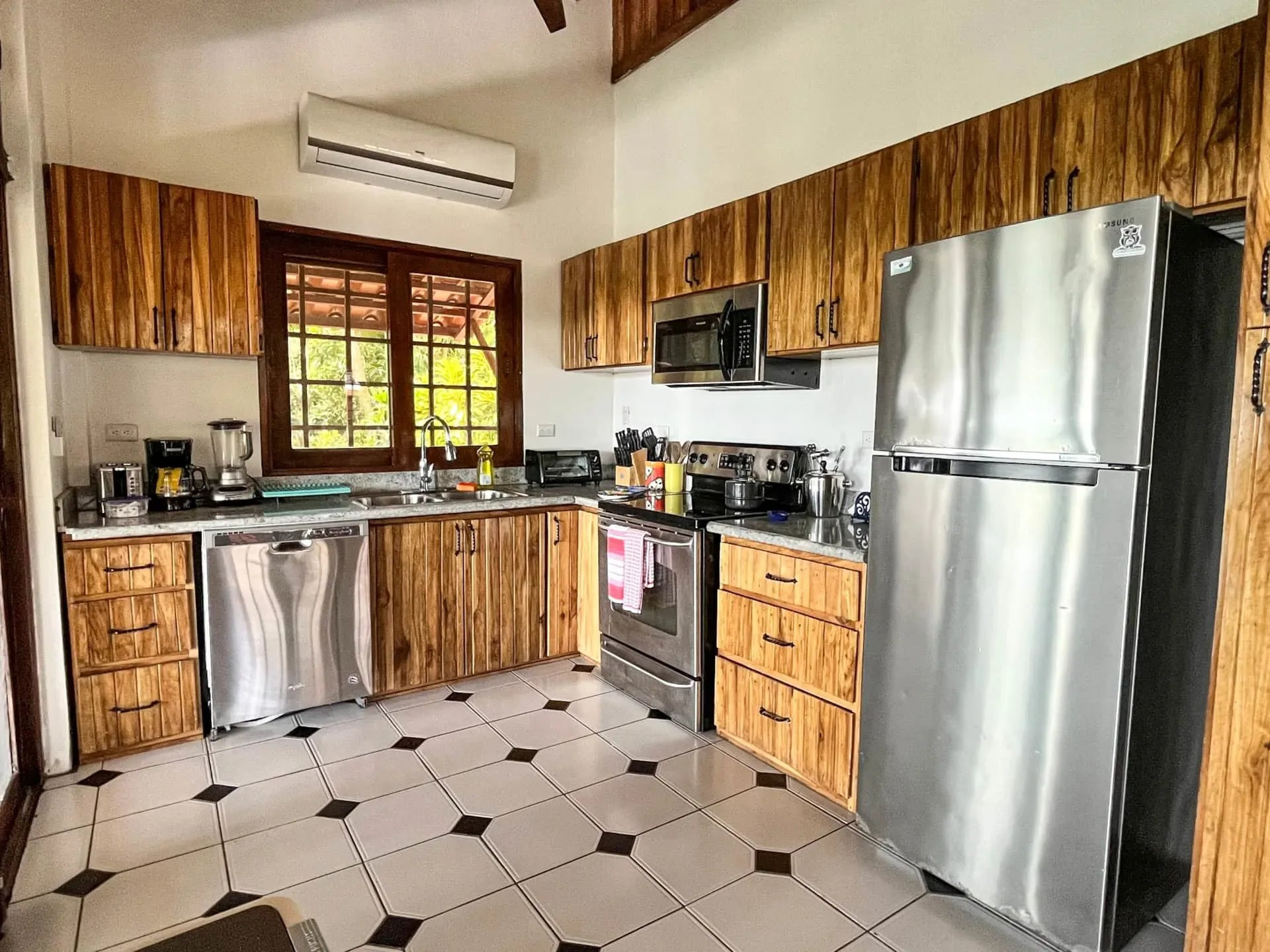 Ocean View Home (Casa Blue Wind) in Manuel Antonio in Manuel Antonio, Costa Rica