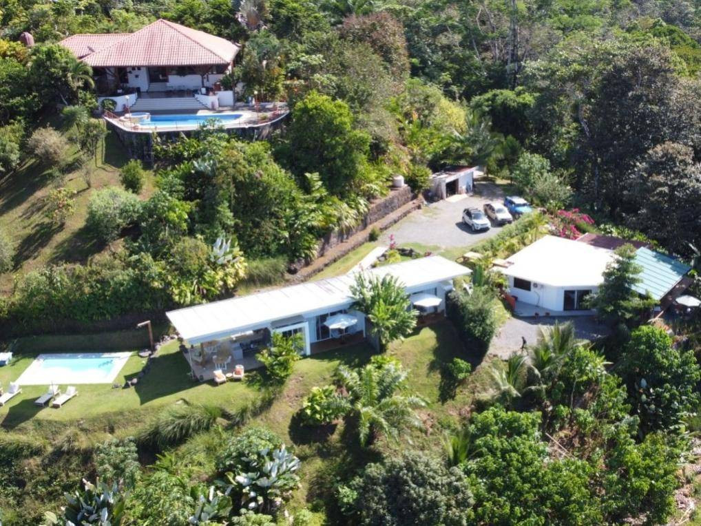 Income-Producing Villa in Ojochal property photo 2