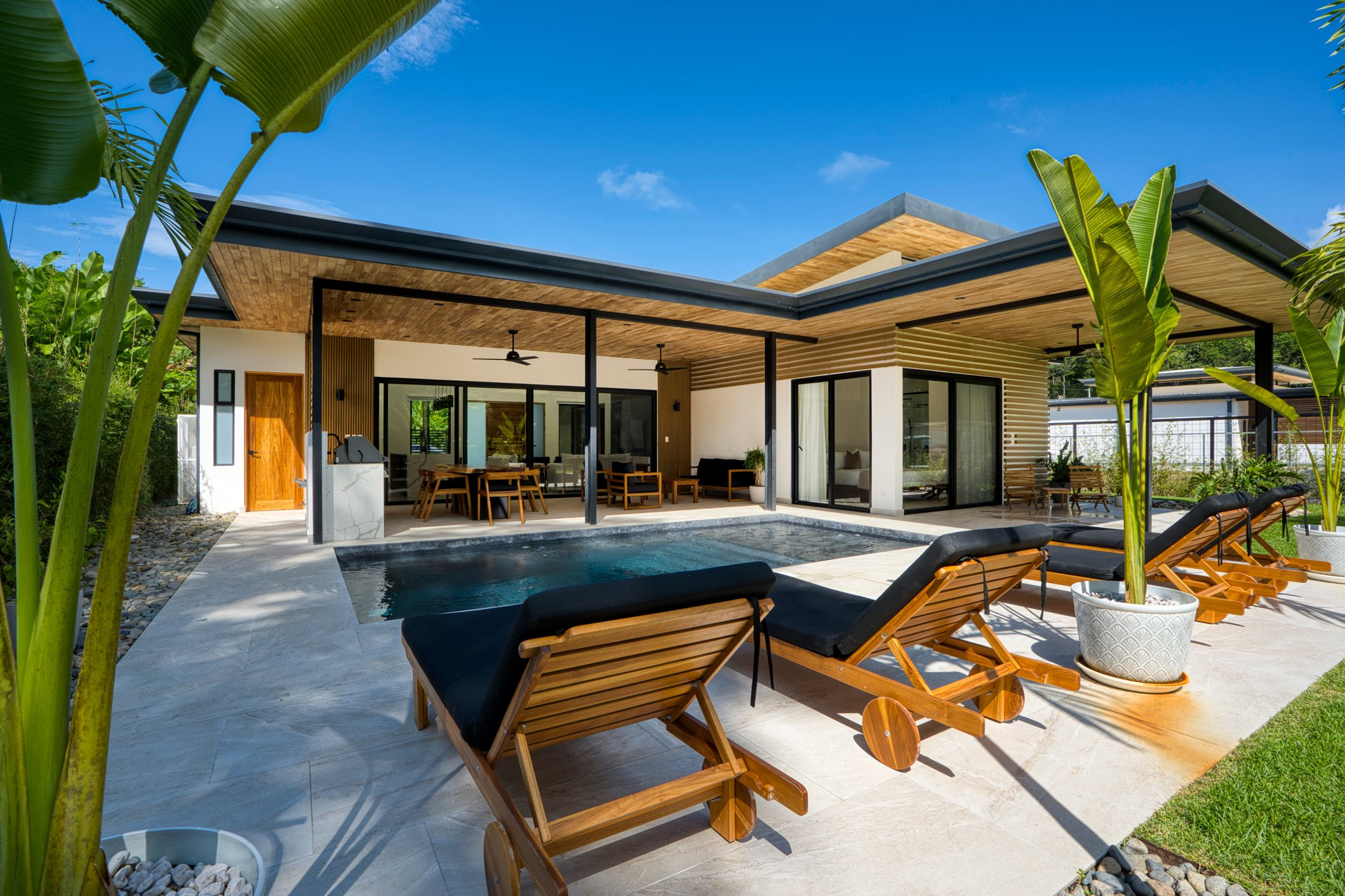 Luxury Turnkey Home in Uvita property photo 3