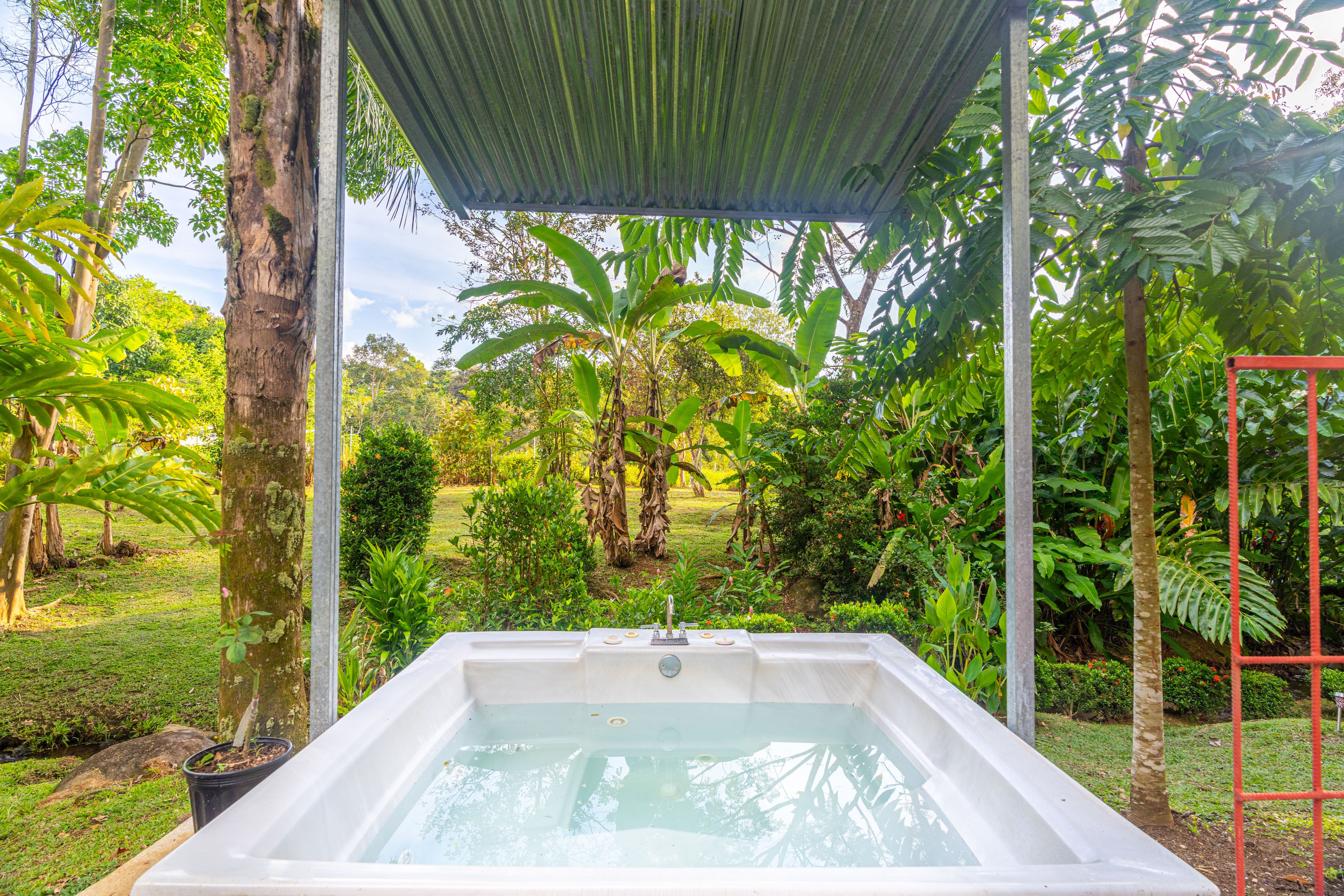 Renovated Costa Rican Villa in Ojochal property photo 2