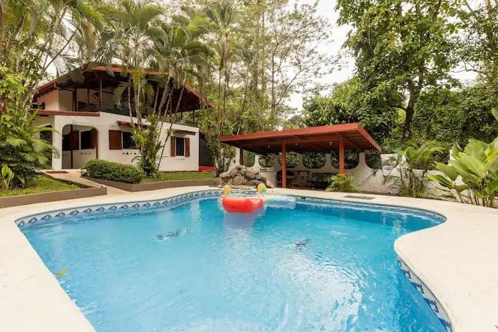 Income-Producing 3-Home Estate in Calle Villa Lirio, Manuel Antonio property photo 2