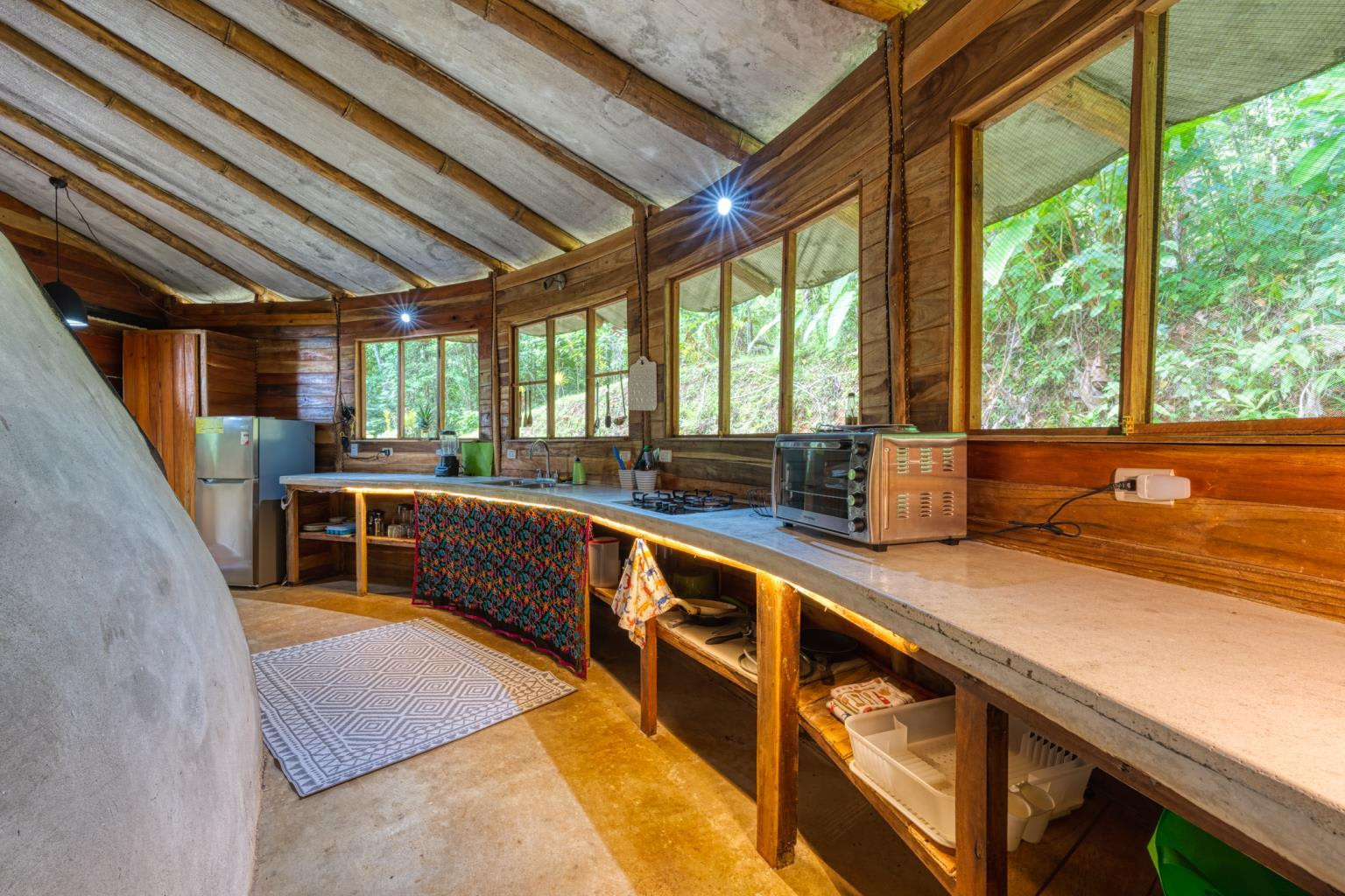 62-Acre Retreat Center in Tinamastes property photo 3