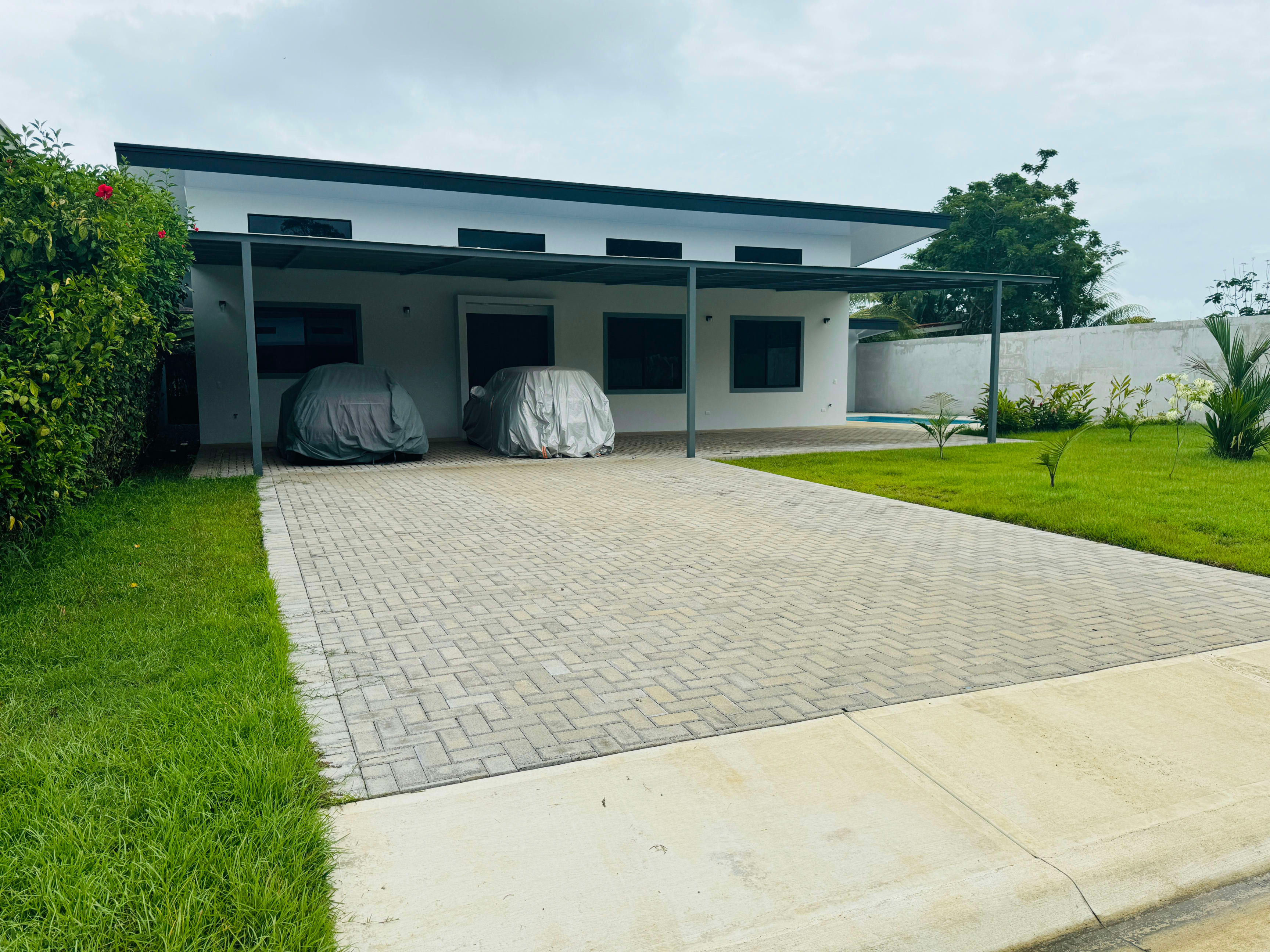Turnkey Modern Home with Pool in Jardines Del Sol, Uvita property photo 5