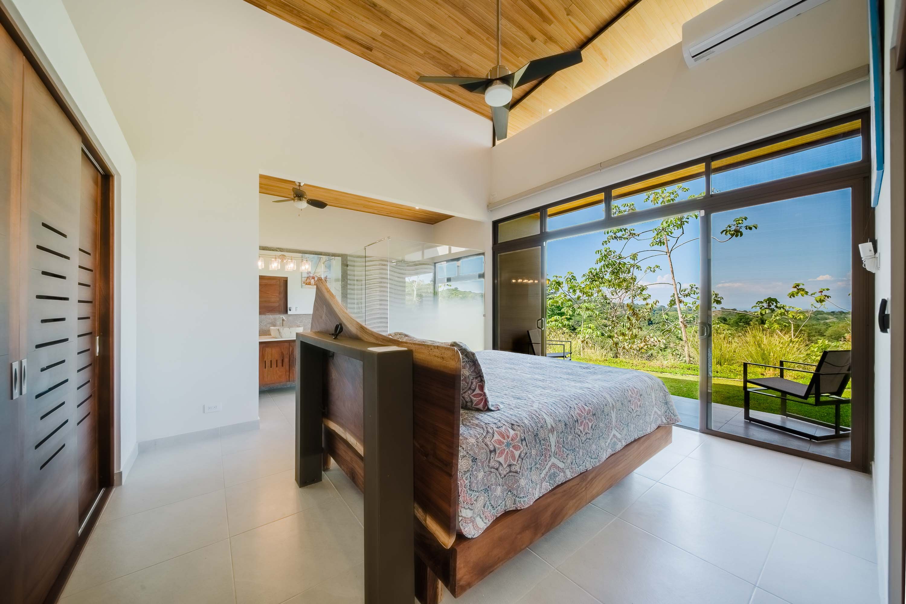 Infinity Pool Estate + Guest House in Ojochal property photo 15