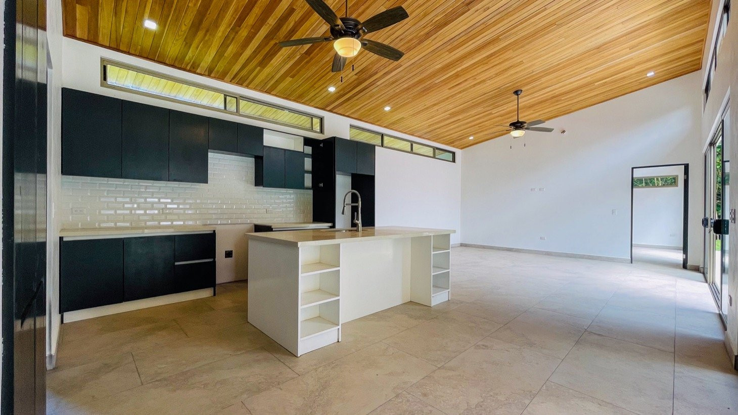 New Construction Home in Residencial El Tucan, Ojochal property photo 5