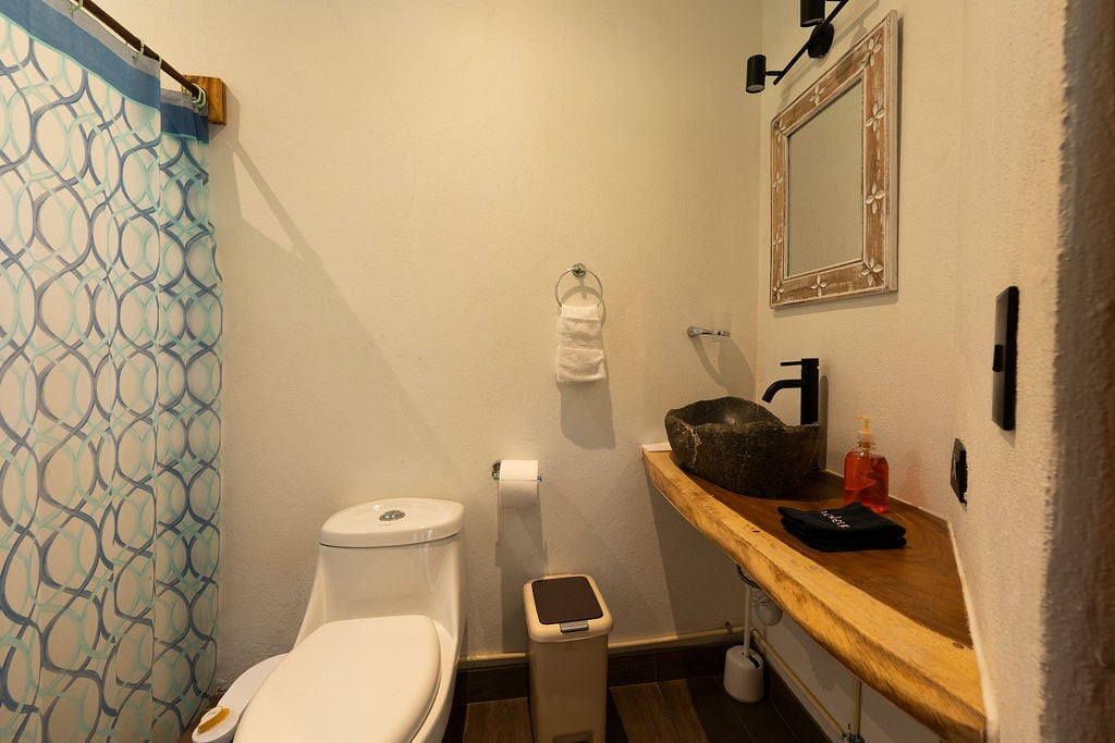 Home (Casa Pura Vida) in Manuel Antonio property photo 4