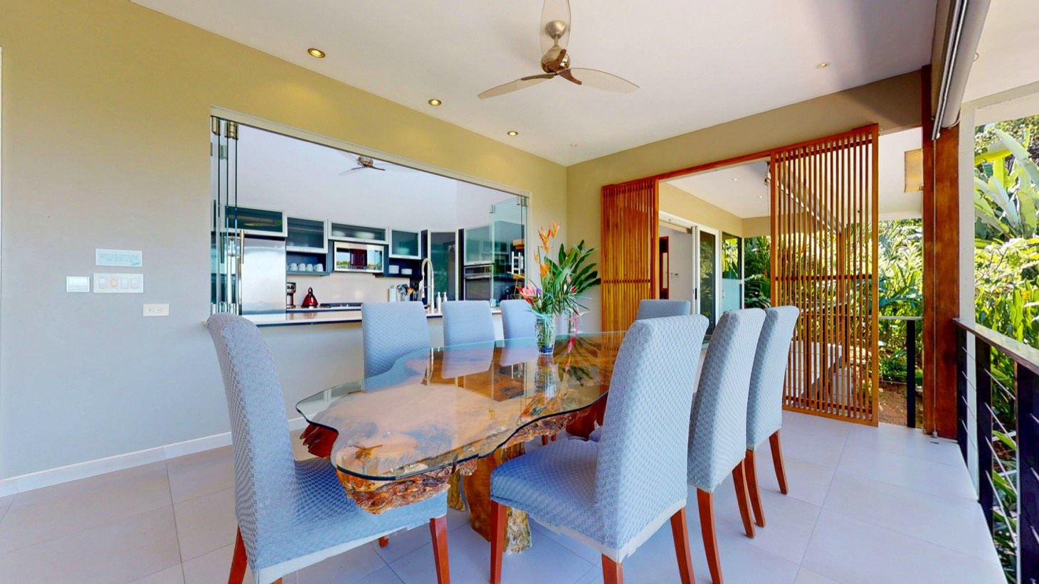 Luxury Ocean View Villa in Ballena property photo 2