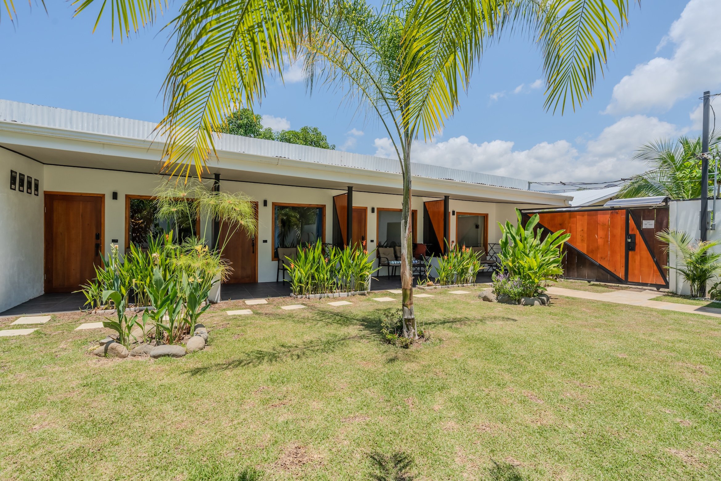 Hotel (Los Papyrus) in Bahia Ballena, Uvita property photo 2