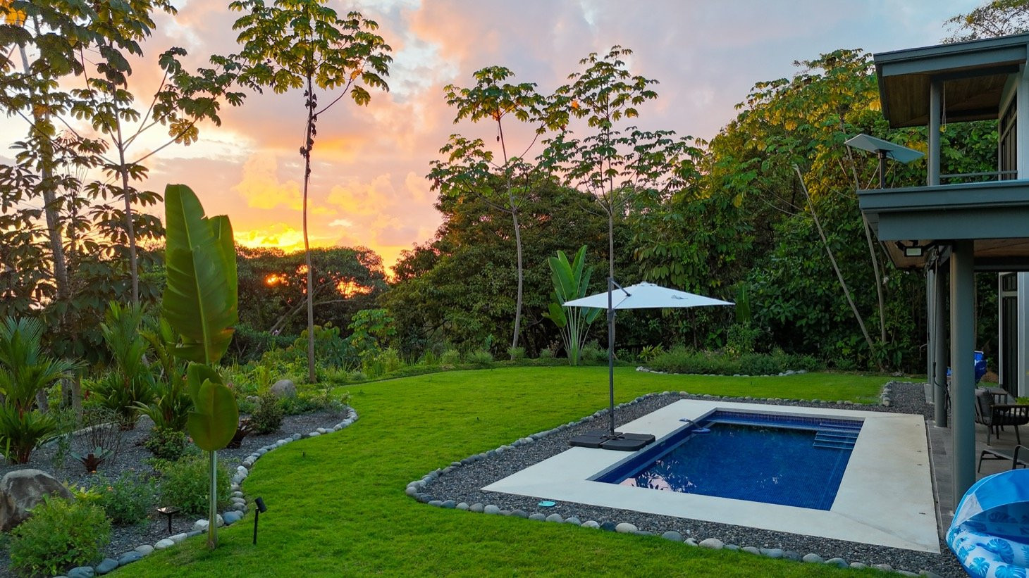 Modern Tropical Home in Ojochal property photo 2