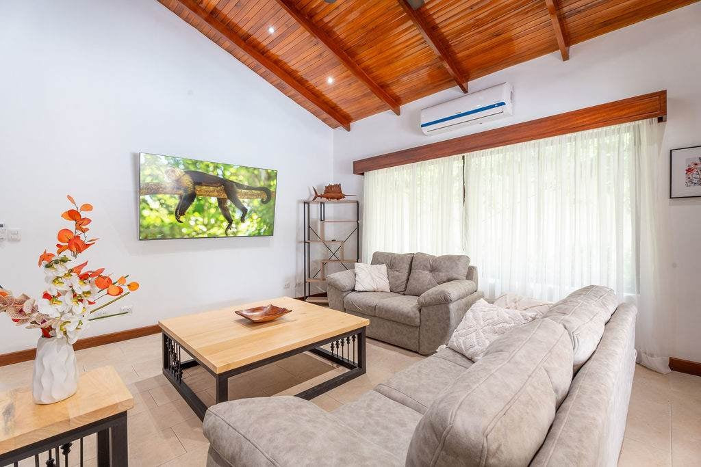 Family Home in Paquita, Quepos property photo 2