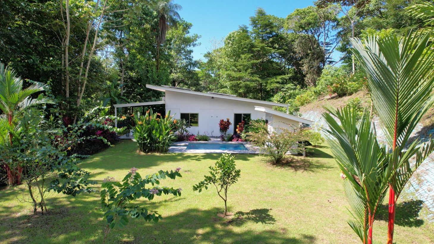 Solar-Powered Home in Ojochal property photo 5