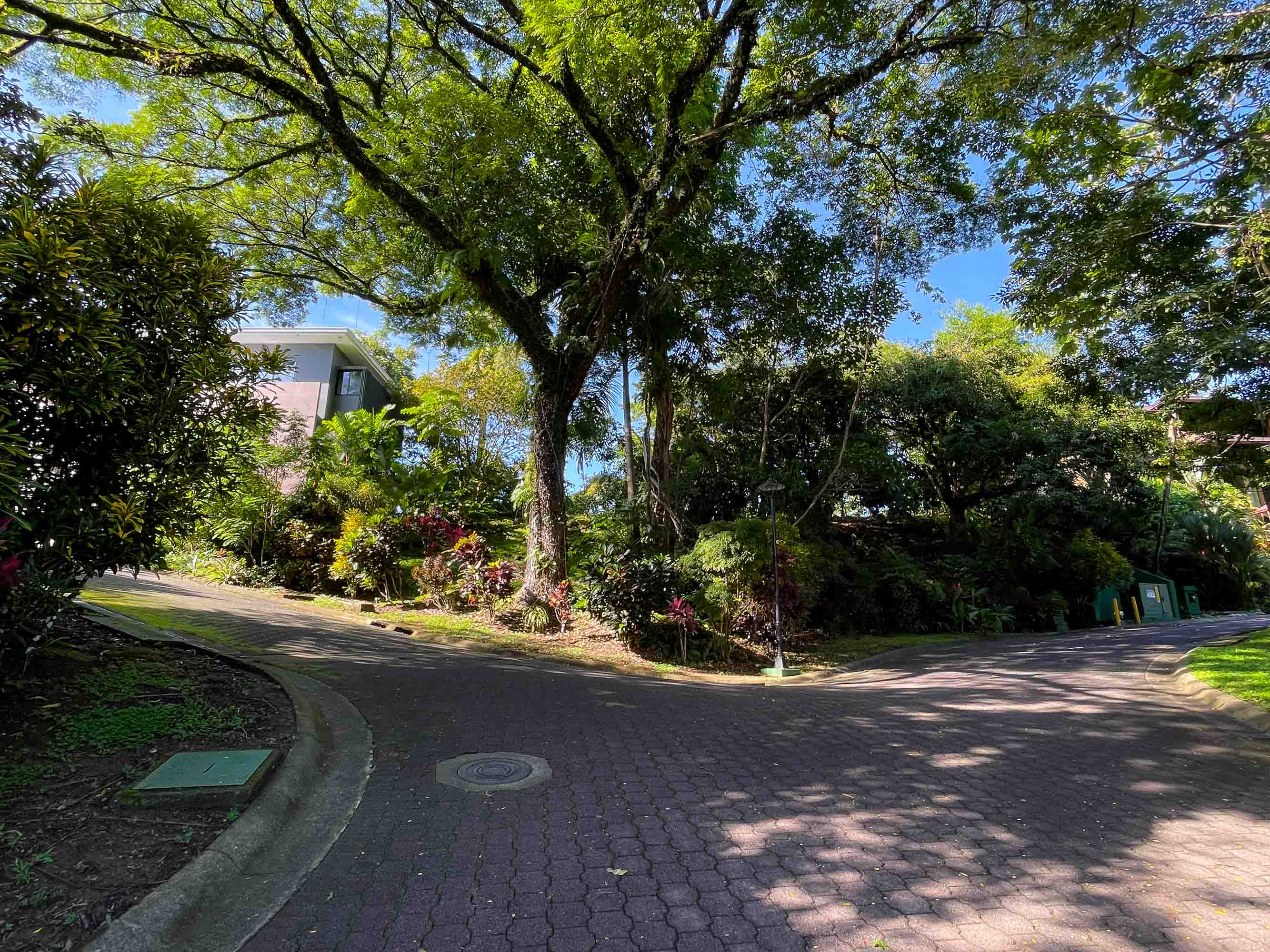 Gated Community Lot in La Reserva, Manuel Antonio property photo 4