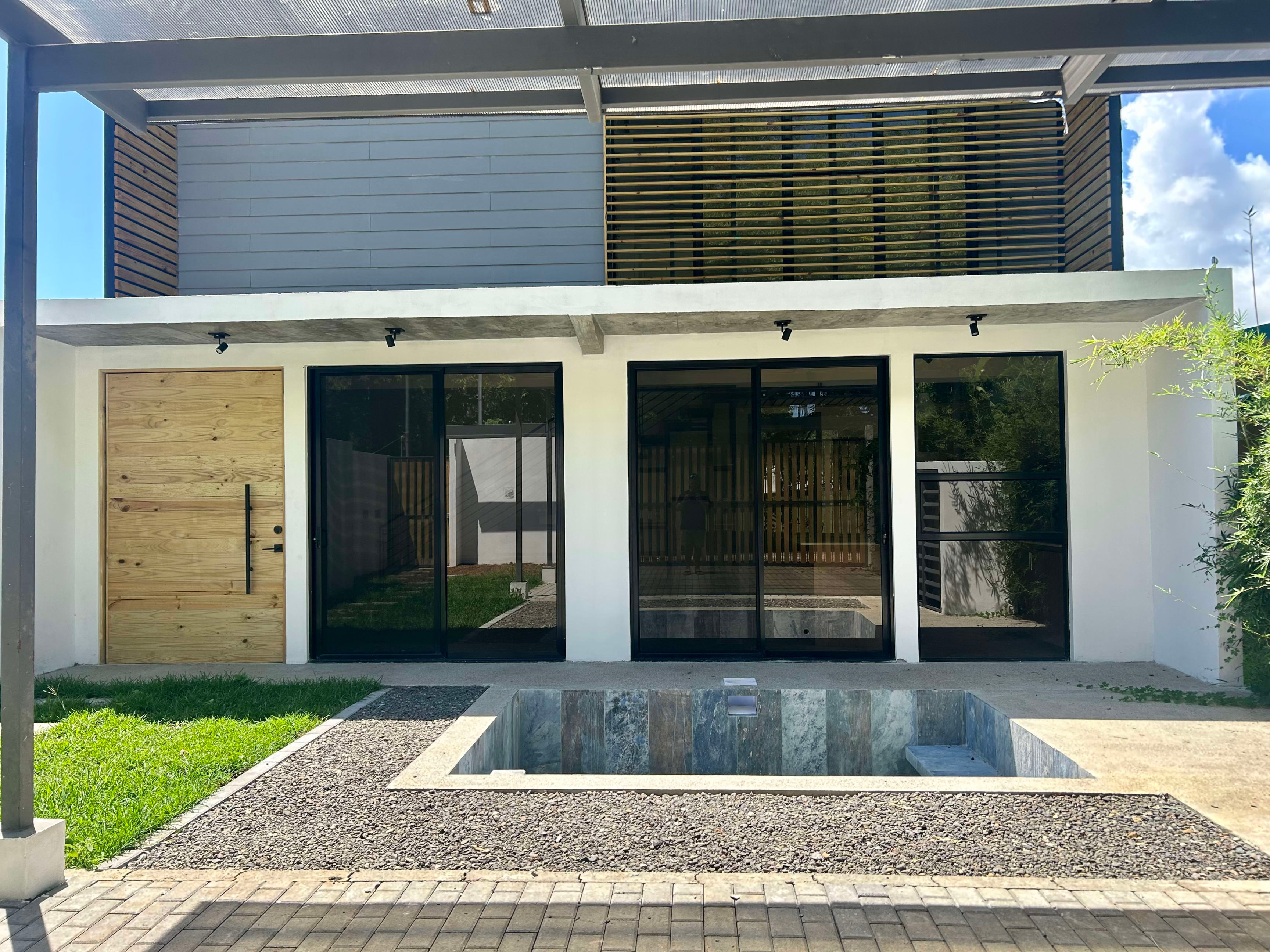 Modern 3-Bedroom Villa in Uvita property photo 2