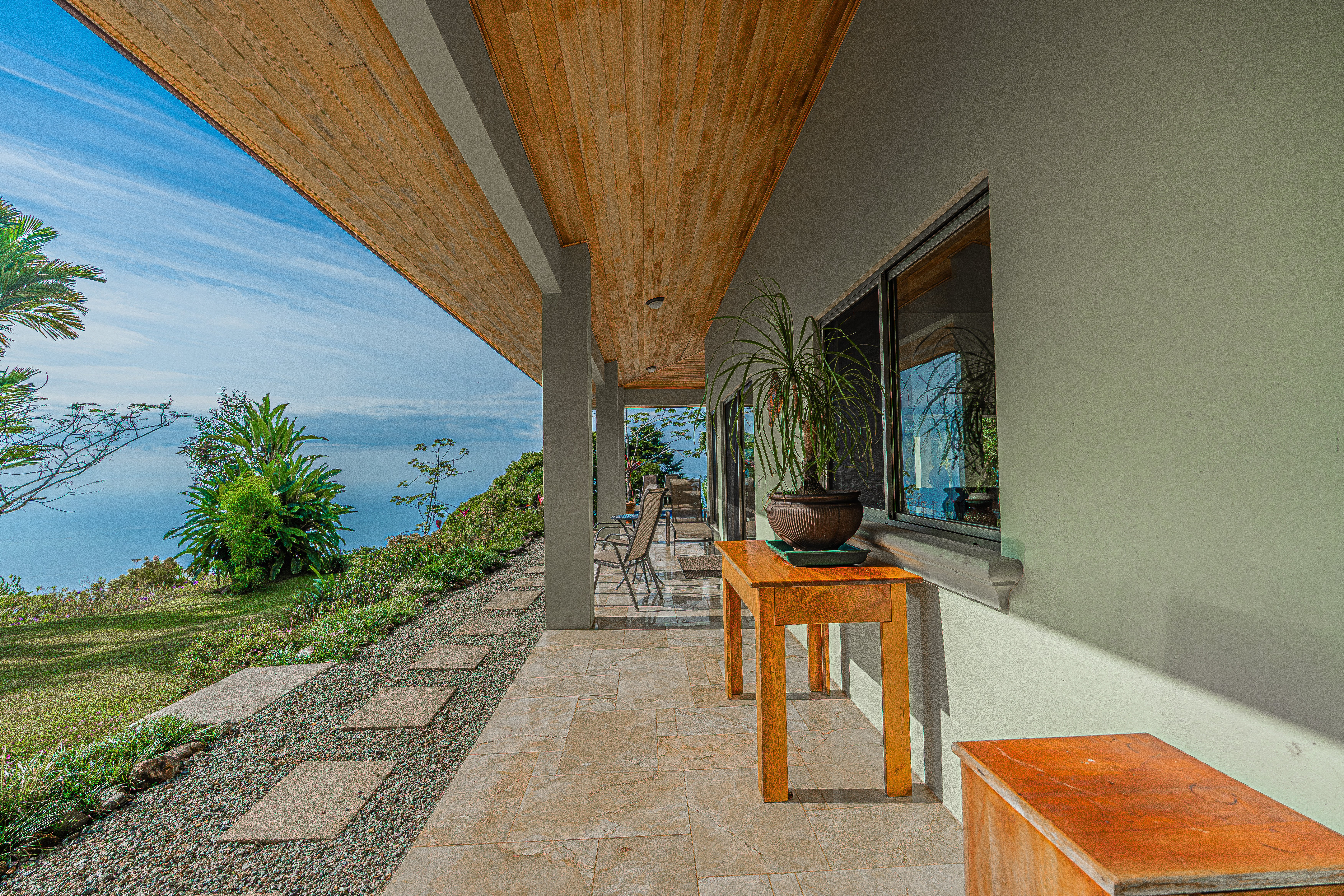 Ocean View Estate in Costa Verde Estates, Escaleras property photo 2