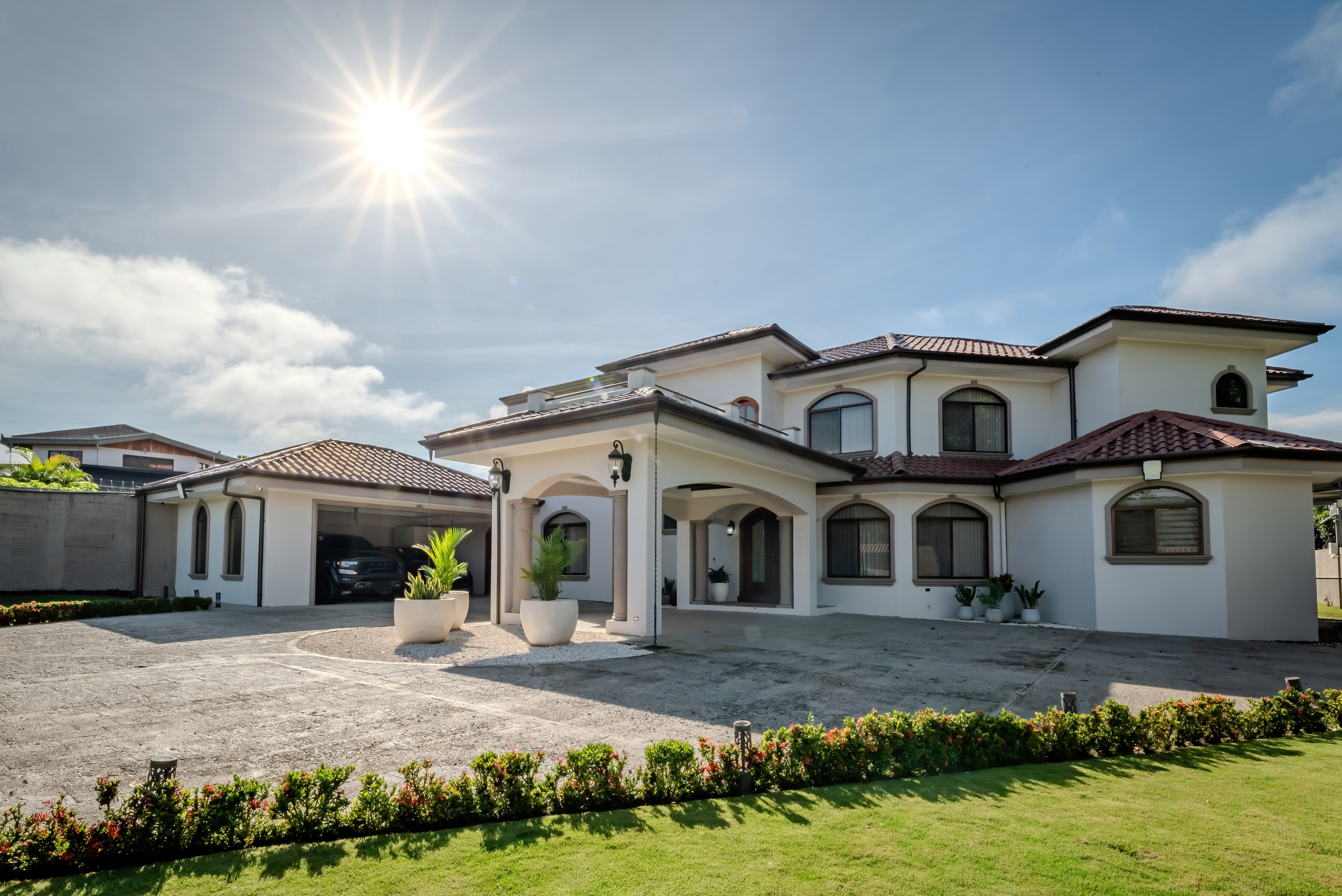 Luxury Estate in Perez Zeledon property photo 3