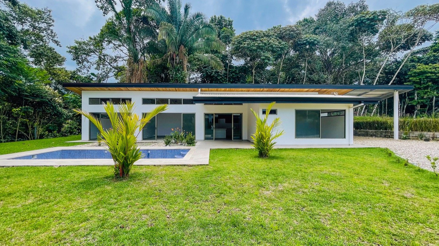 New Mountain View Home in Ojochal in Ojochal, Costa Rica