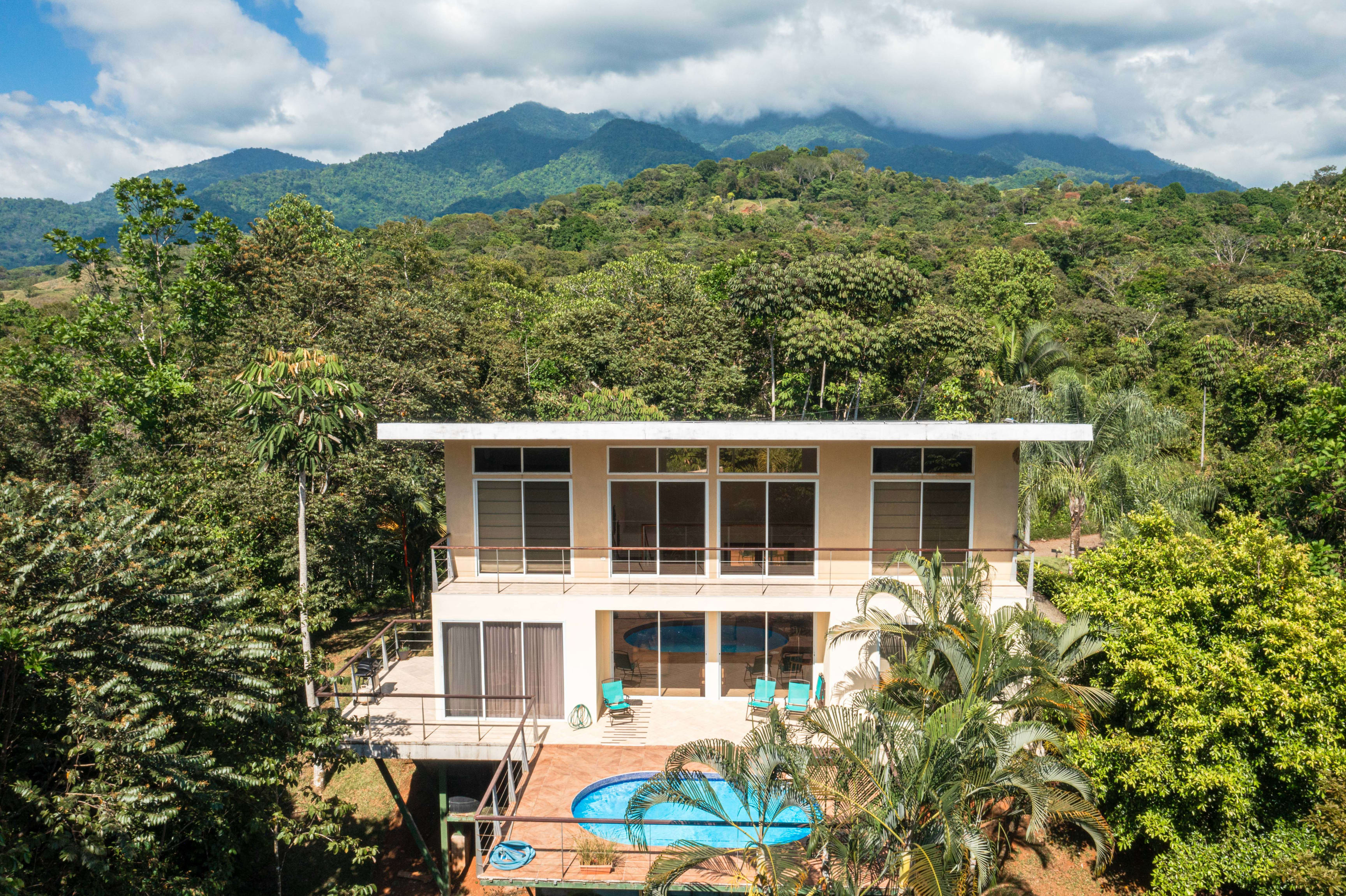 Modern Jungle Villa Between Quepos and Parrita property photo 4