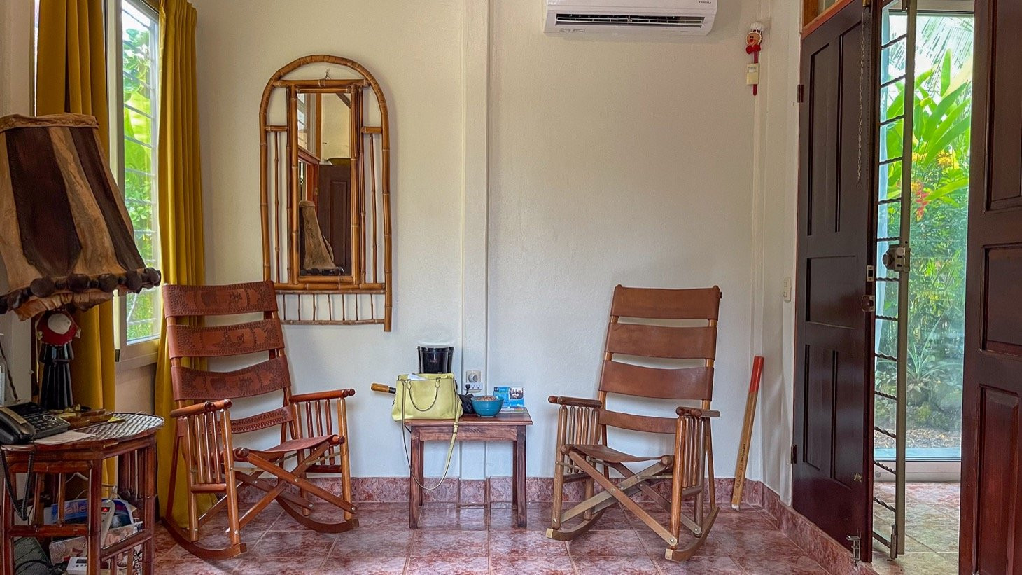 Colonial Home in Central Ojochal property photo 5