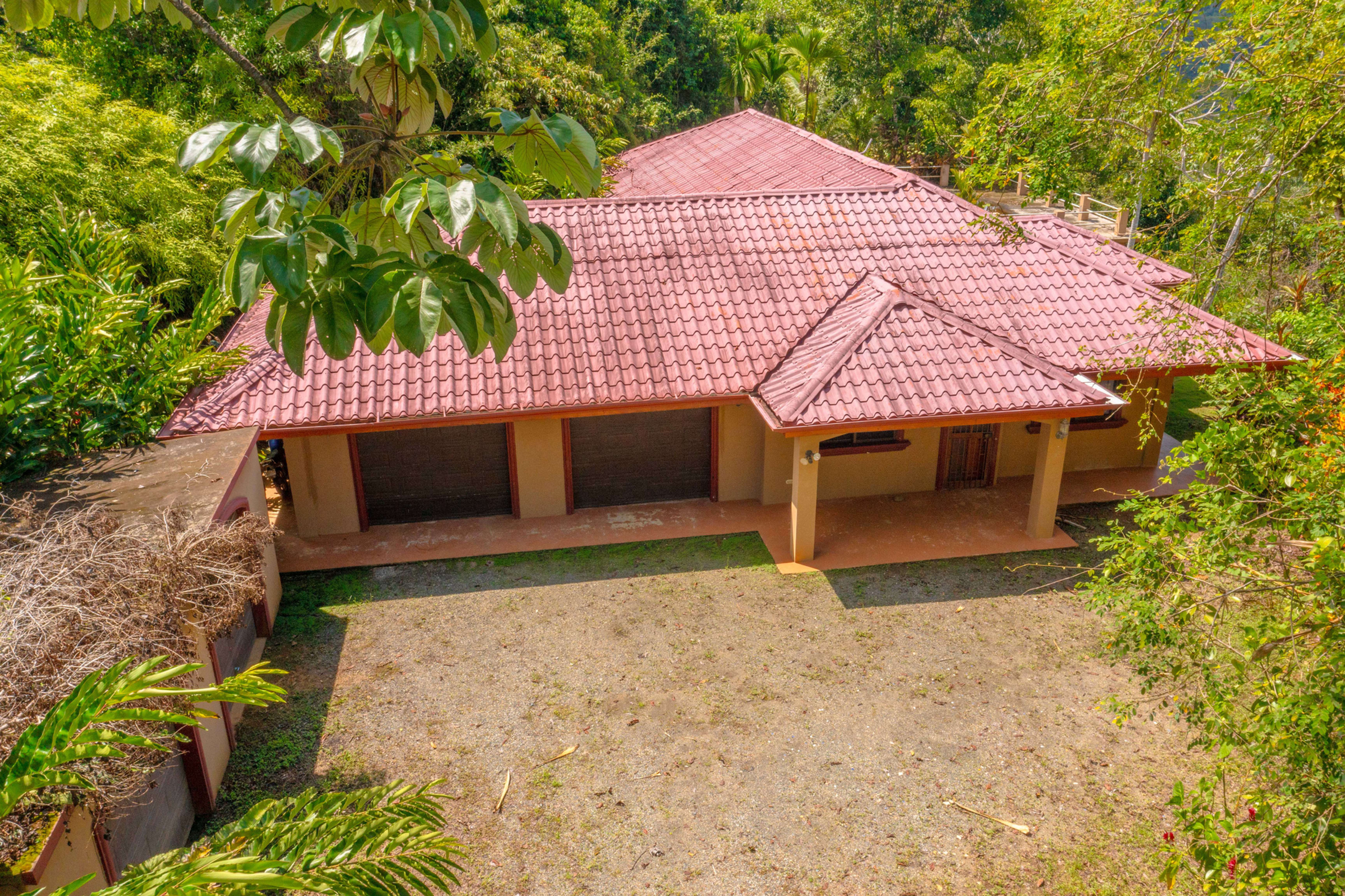 Rancho-Style Pool Home in Cascada Azul, Dominical property photo 2