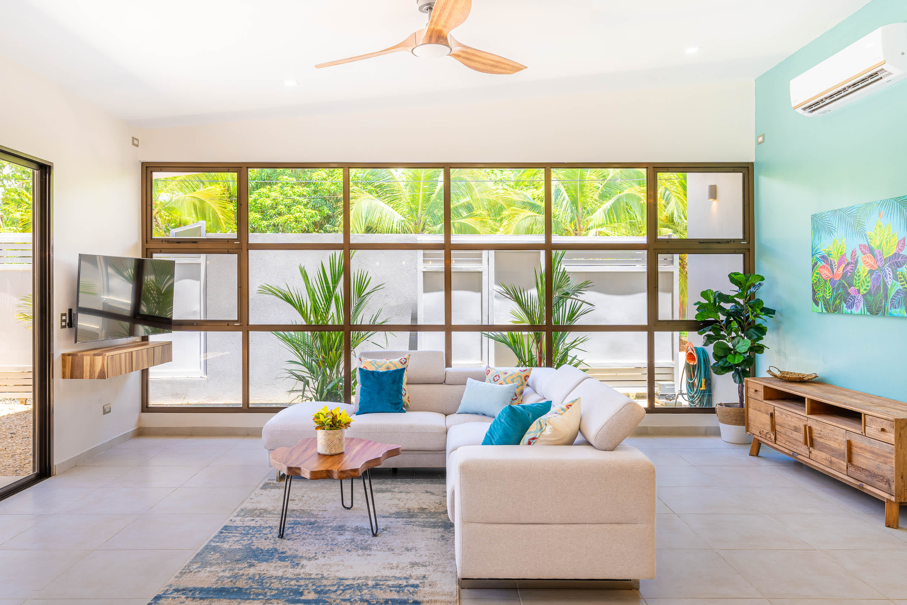Modern Coastal Home (Casa Bahia Hermosa) in Uvita property photo 2