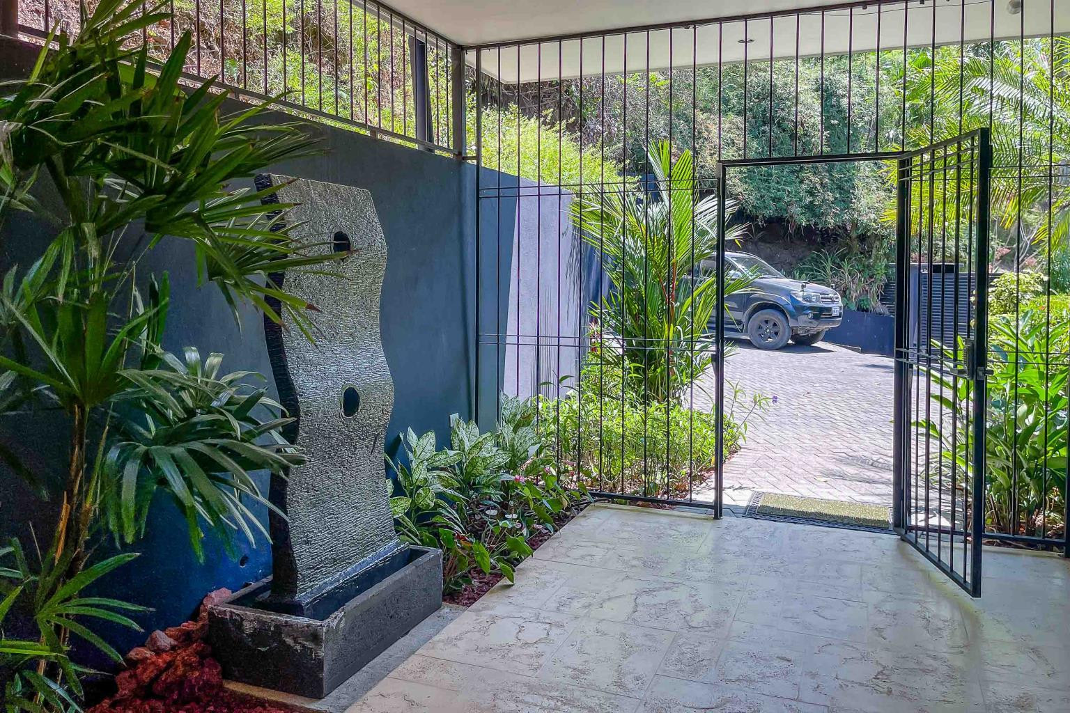 Luxury Ocean View Villa in Manuel Antonio property photo 3