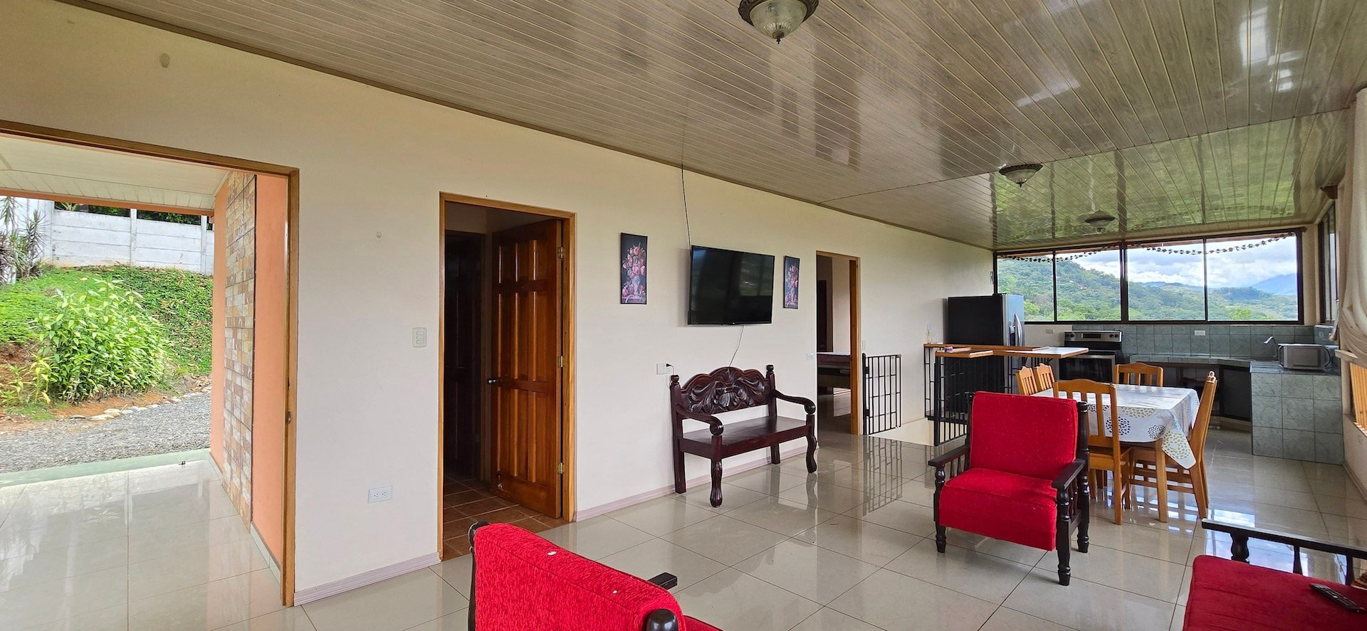 Mountain View Home with Guest House (Casa Vista de Chirripo) in Pacuar, La Palma property photo 2