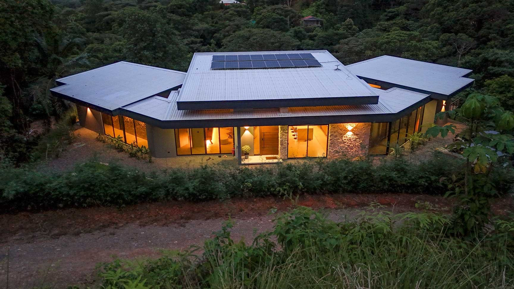 Modern Jungle Villa in Ojochal property photo 5