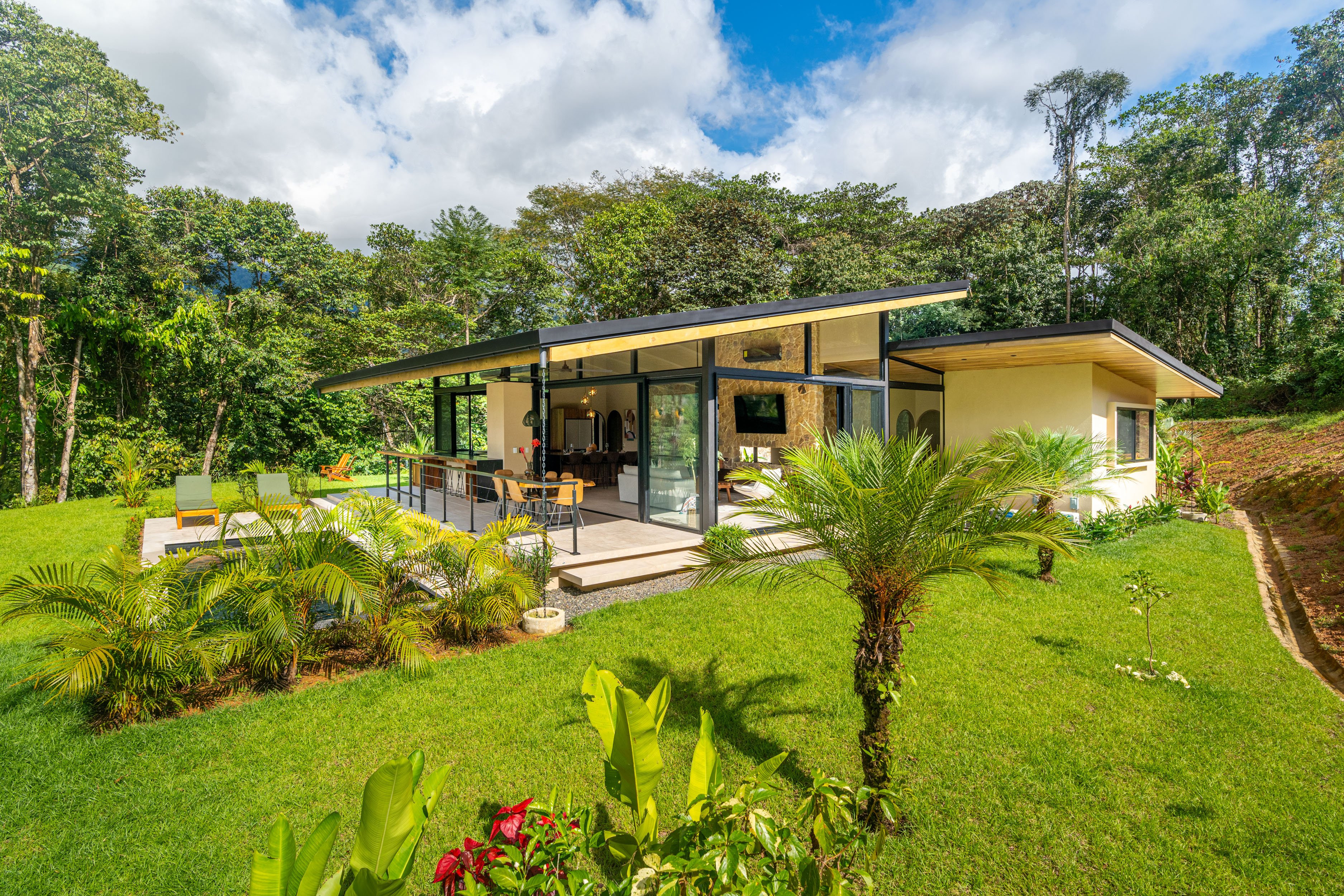 Secluded Modern Bungalow (Casa Hamsa) in Ojochal property photo 5