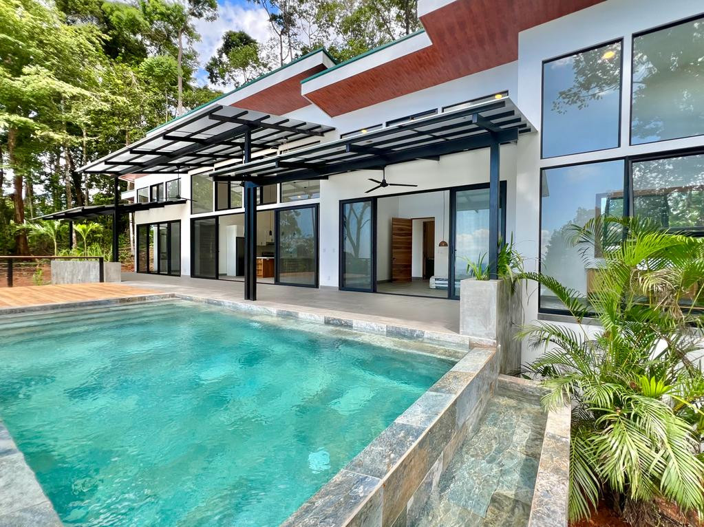 Modern Villa in Portasol Living Community, Dominical in Dominical, Costa Rica