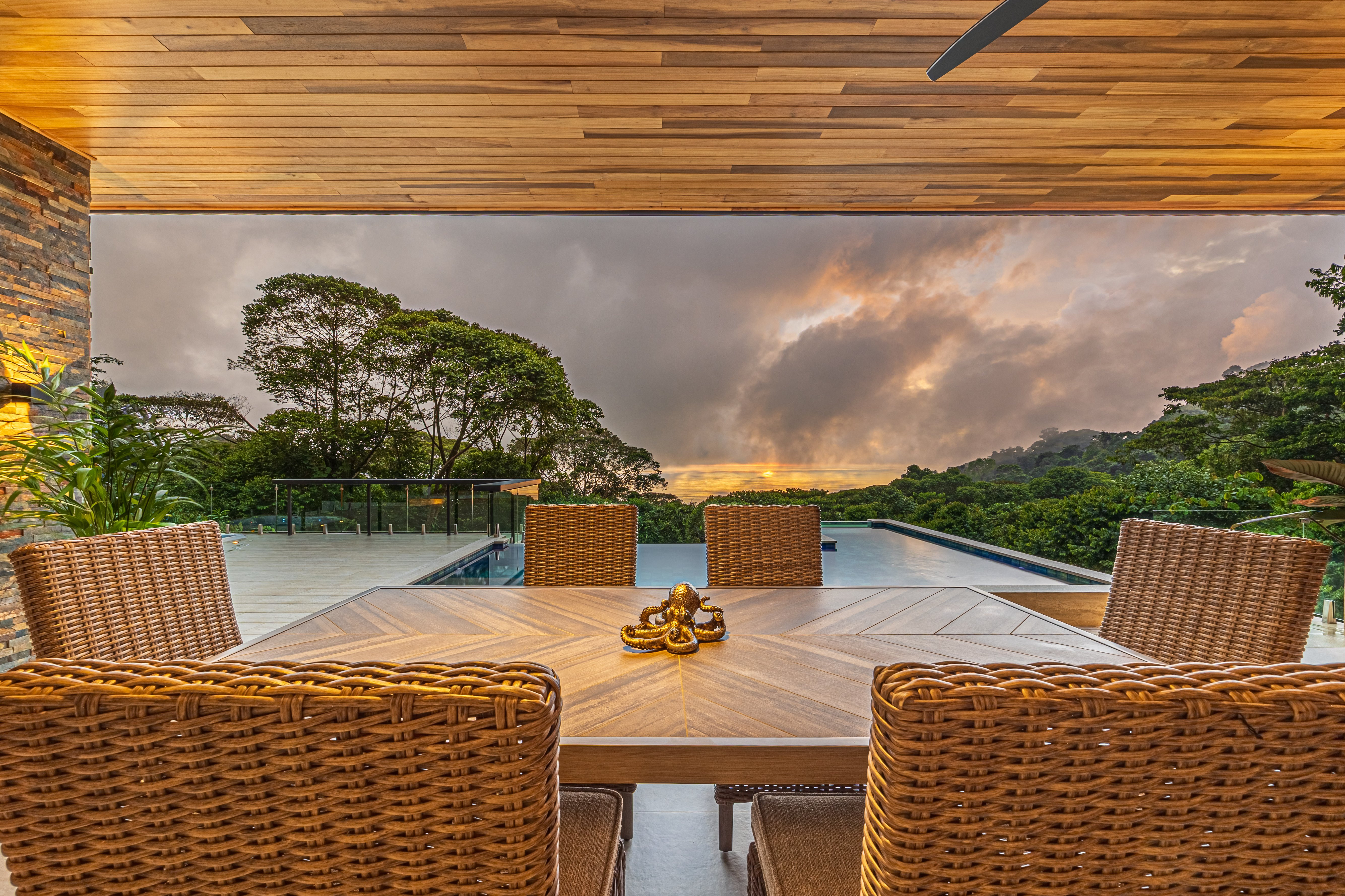 Ocean View Estate (Casa Koules) in Costa Verde Estates, Escaleras in Dominical, Costa Rica