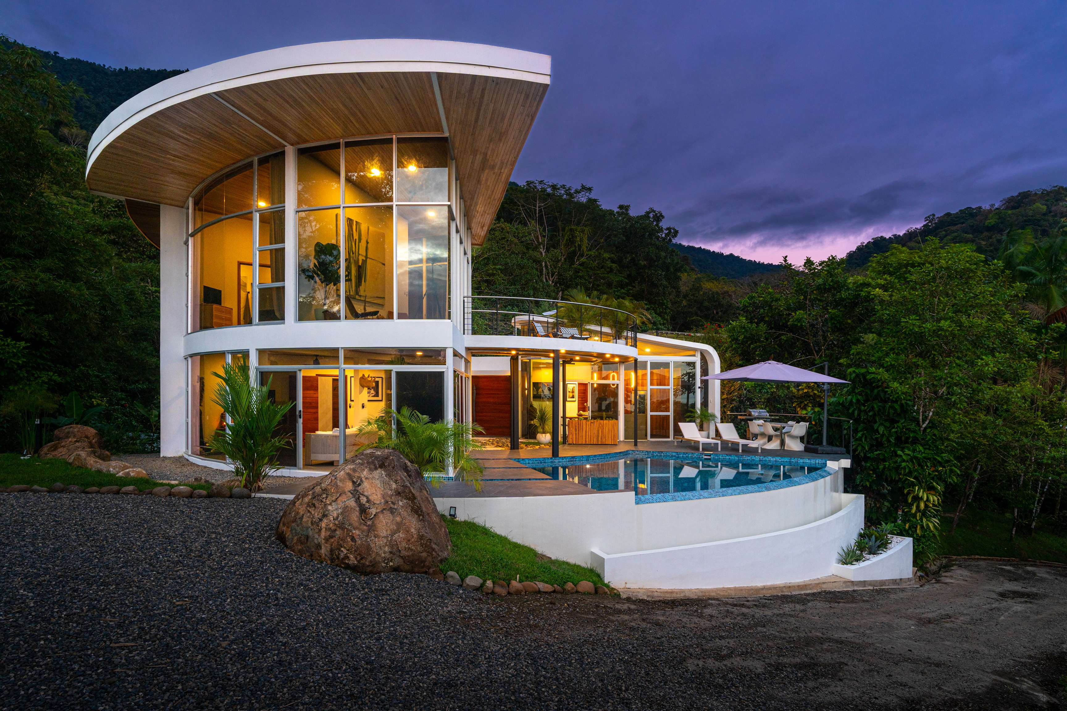 Modern Glass Villa (The Glass House) in Ojochal property photo 3