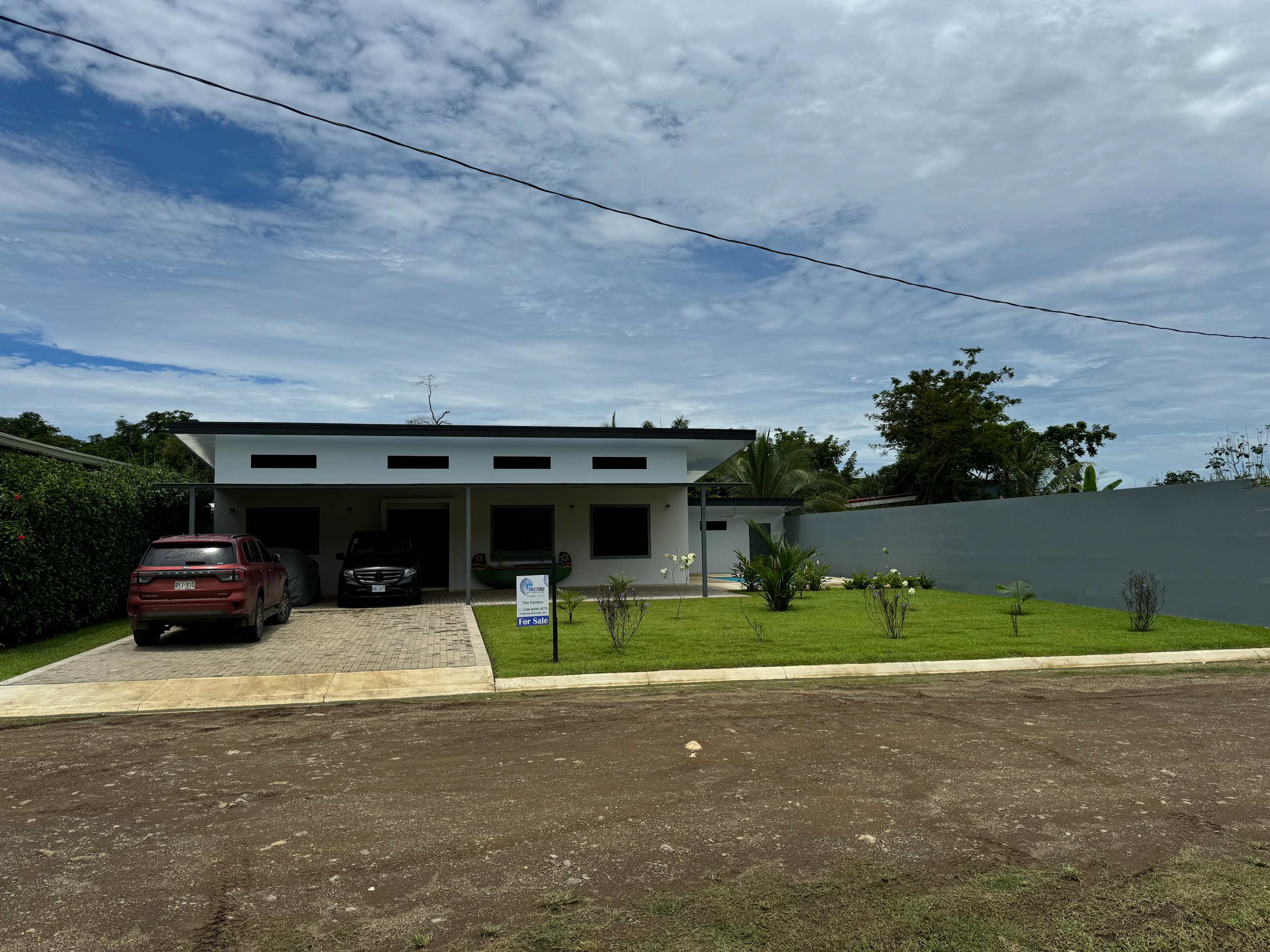 Turnkey Modern Home with Pool in Jardines Del Sol, Uvita property photo 4
