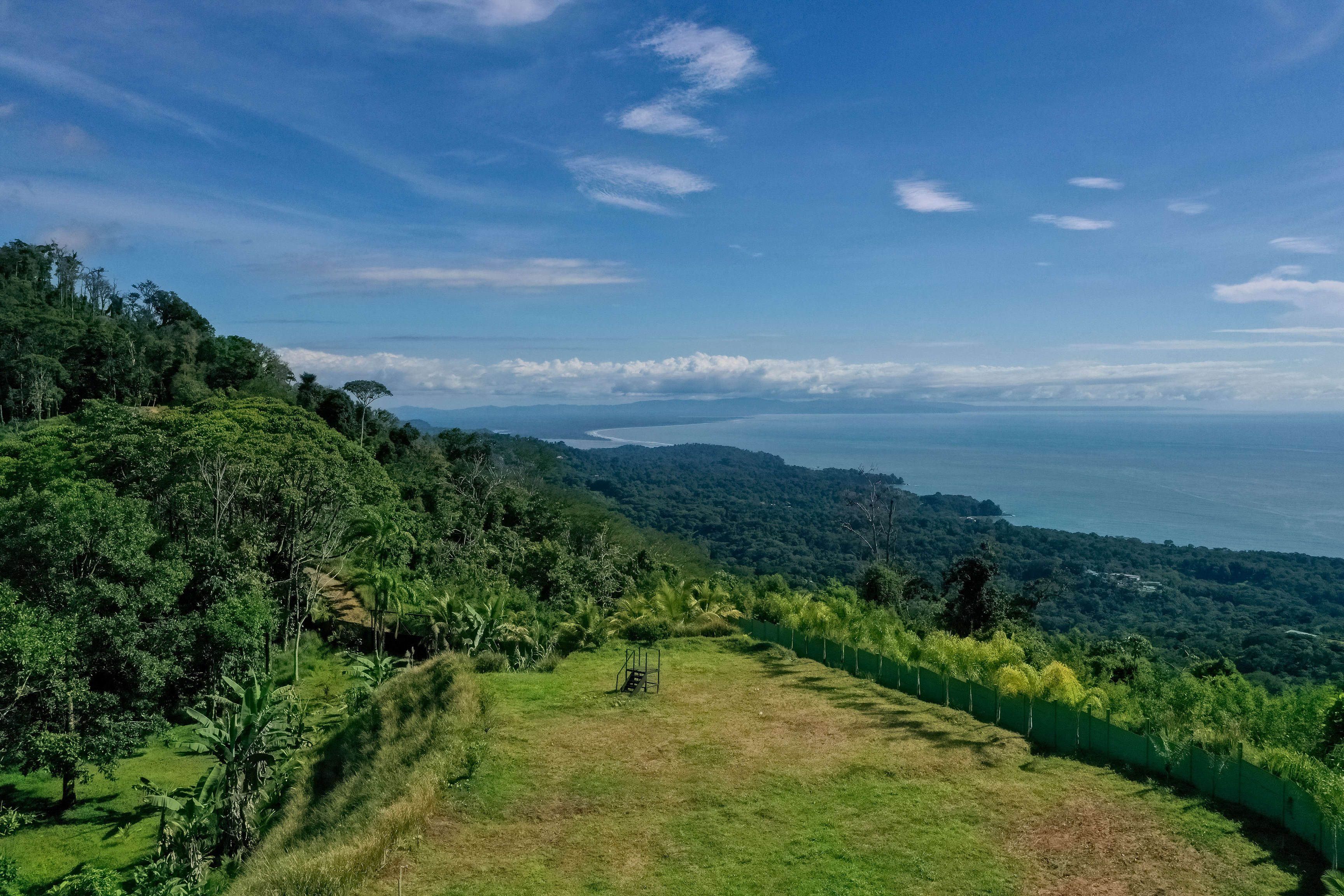 16.5-Acre Ridgetop Finca in Uvita property photo 2