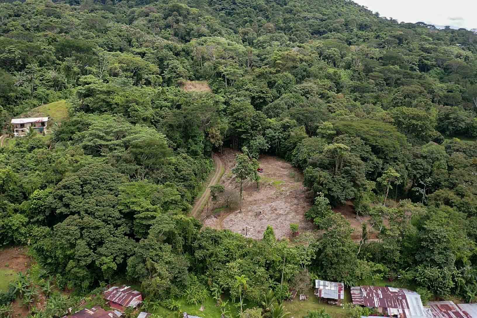 Private Building Lot in Hatillo, Near Dominical property photo 4