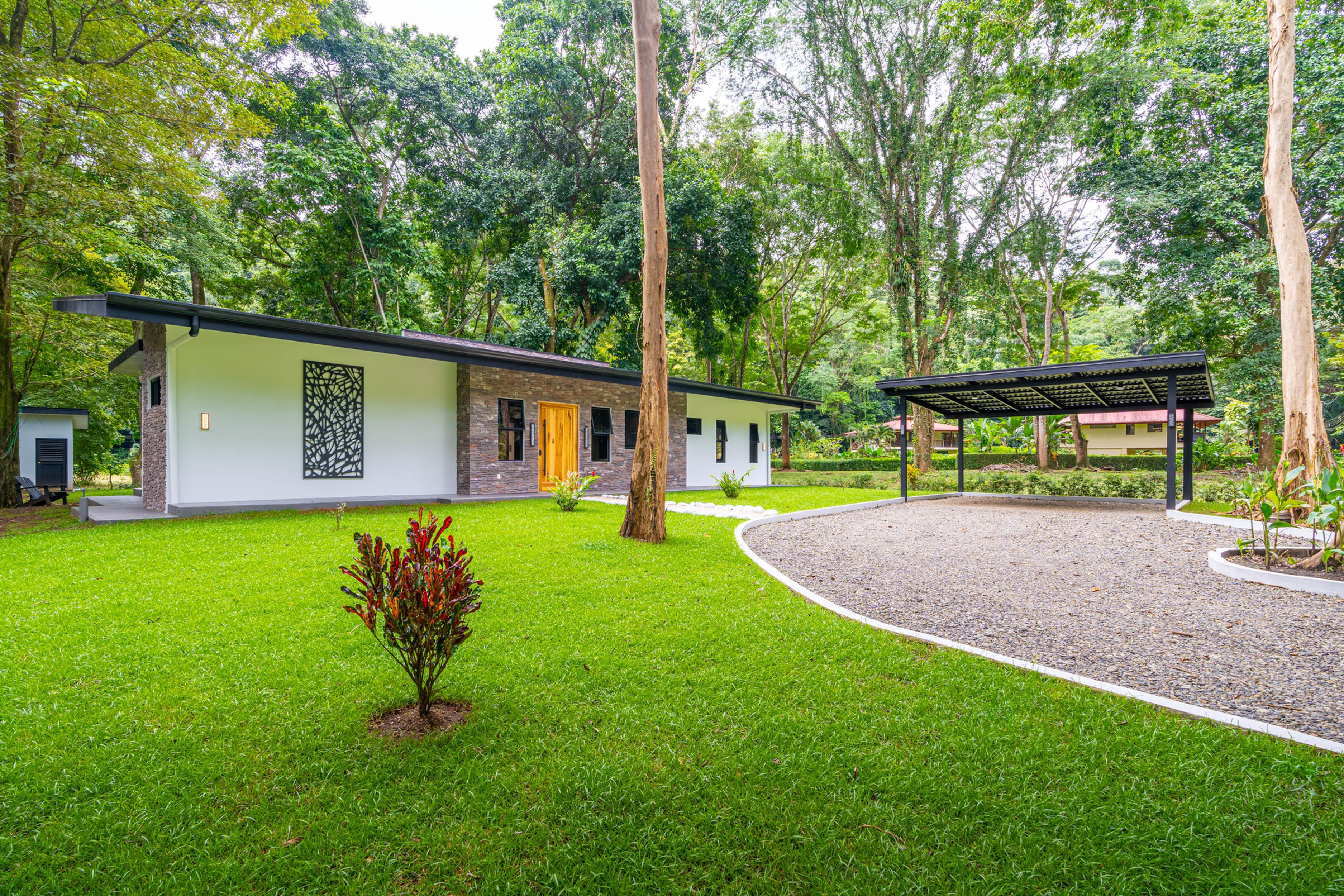 New 3-Bedroom Home in Tres Rios, Ojochal property photo 2