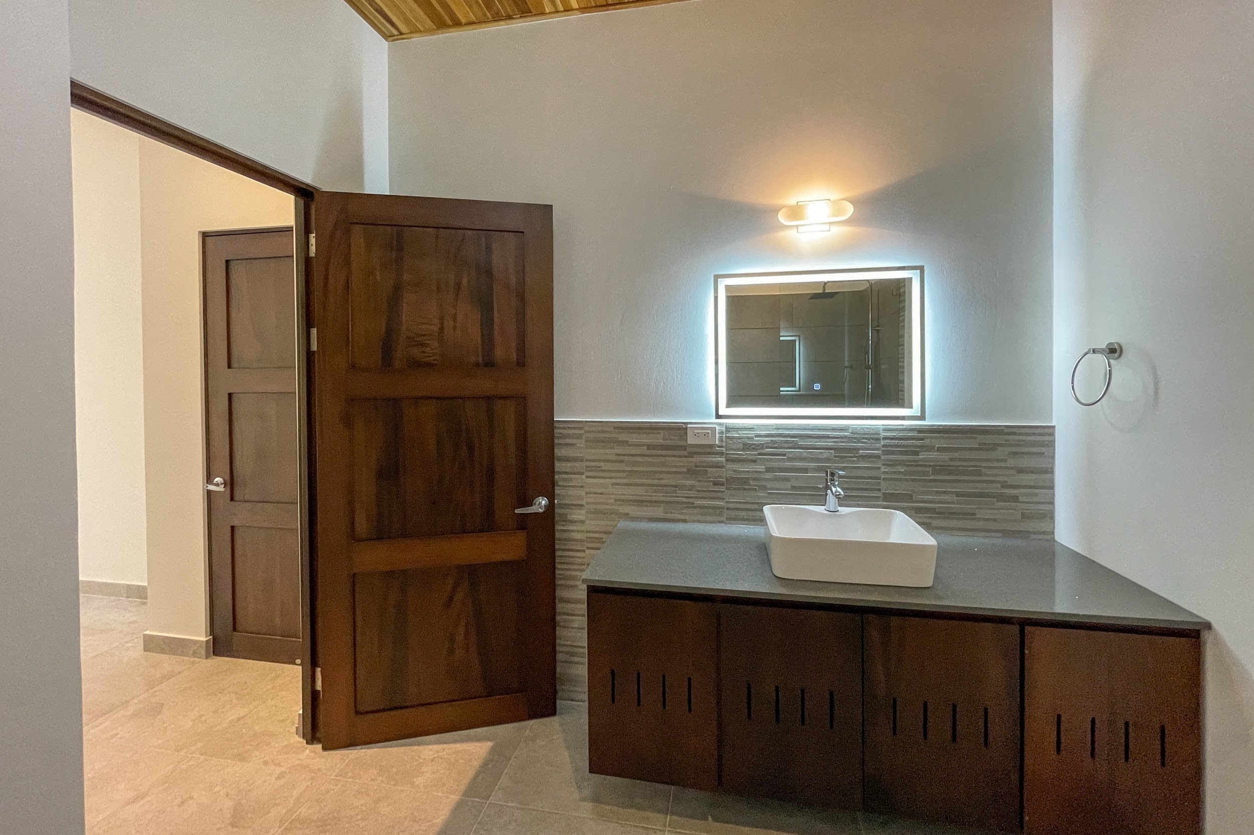 Low-Maintenance Villa with Pool in Ojochal property photo 5