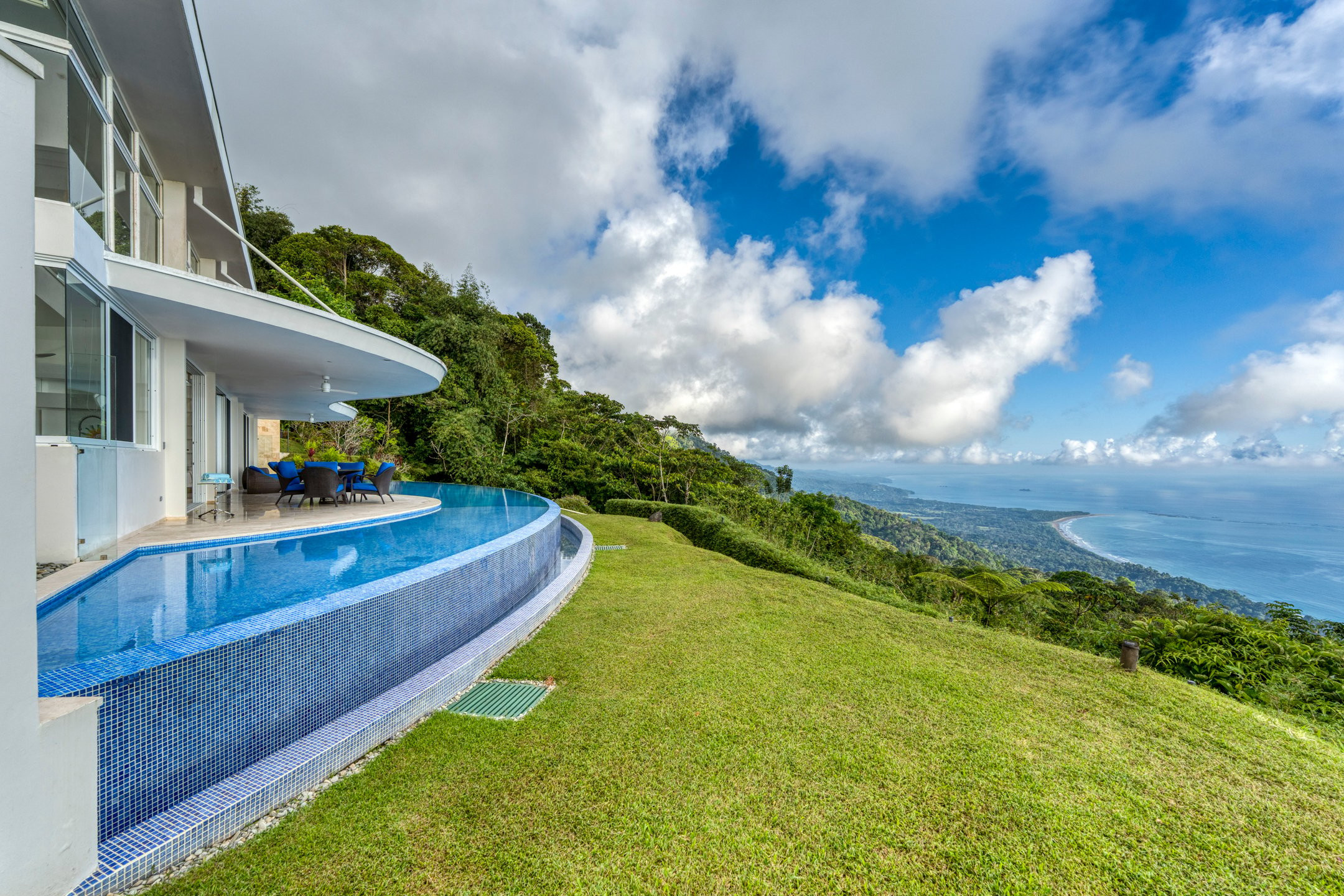 Luxury Ocean View Estate (Casa Luz) in Costa Verde, Dominical property photo 2