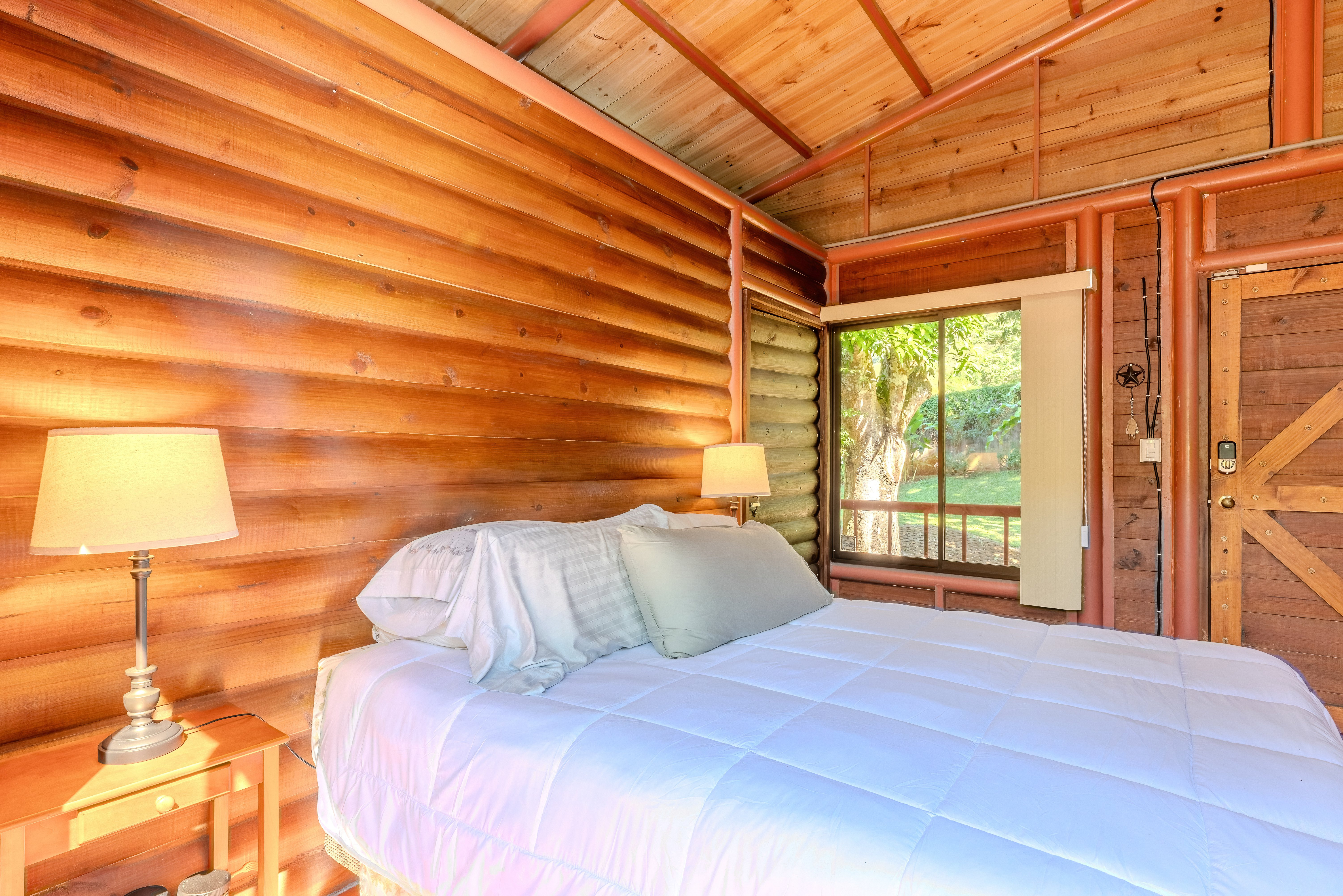 3-Cabin Mountain Compound (Casa Del Corazon) in Puriscal in San Jose, Costa Rica