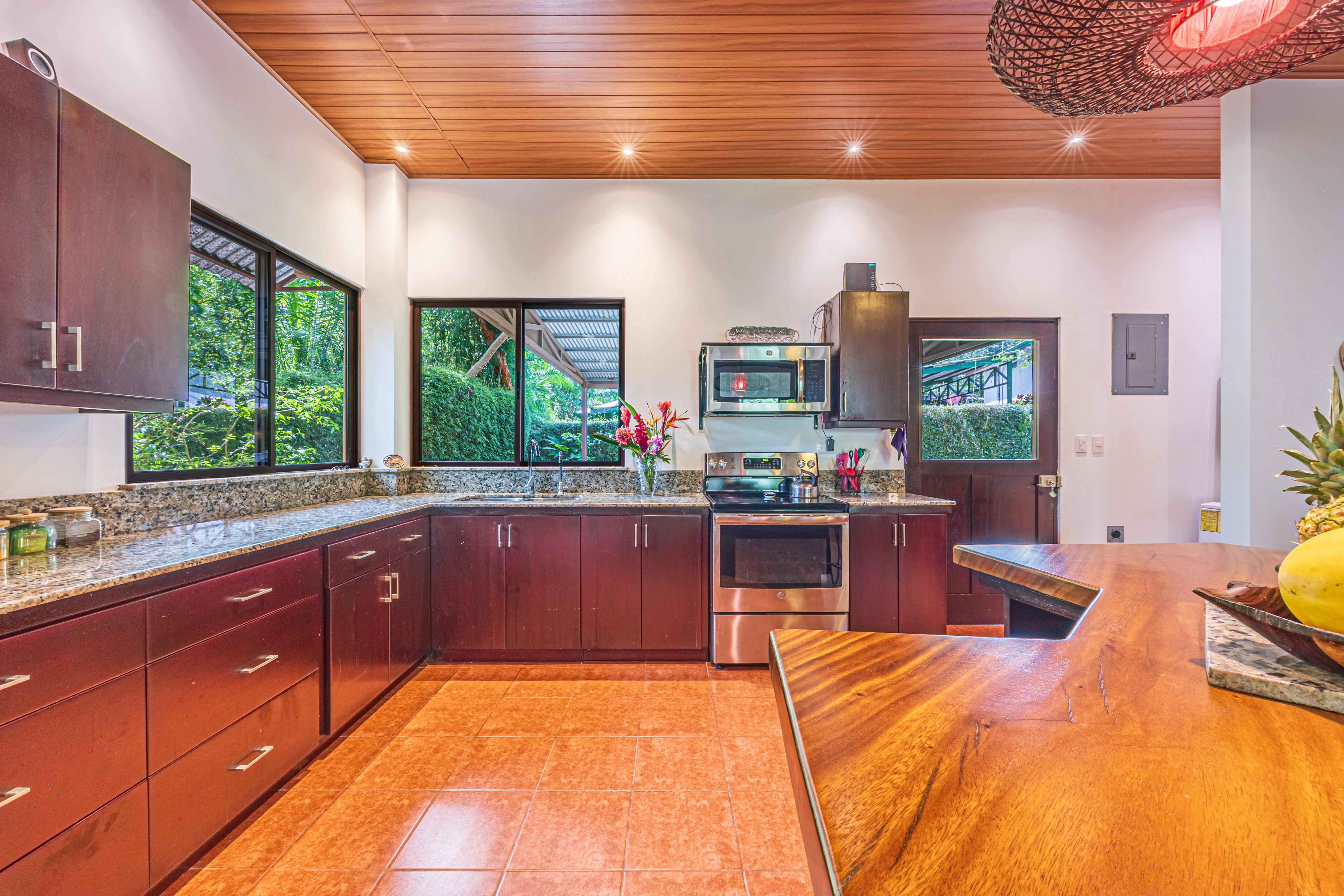 Riverfront Home (Casa Tranquila) in Dominical property photo 4